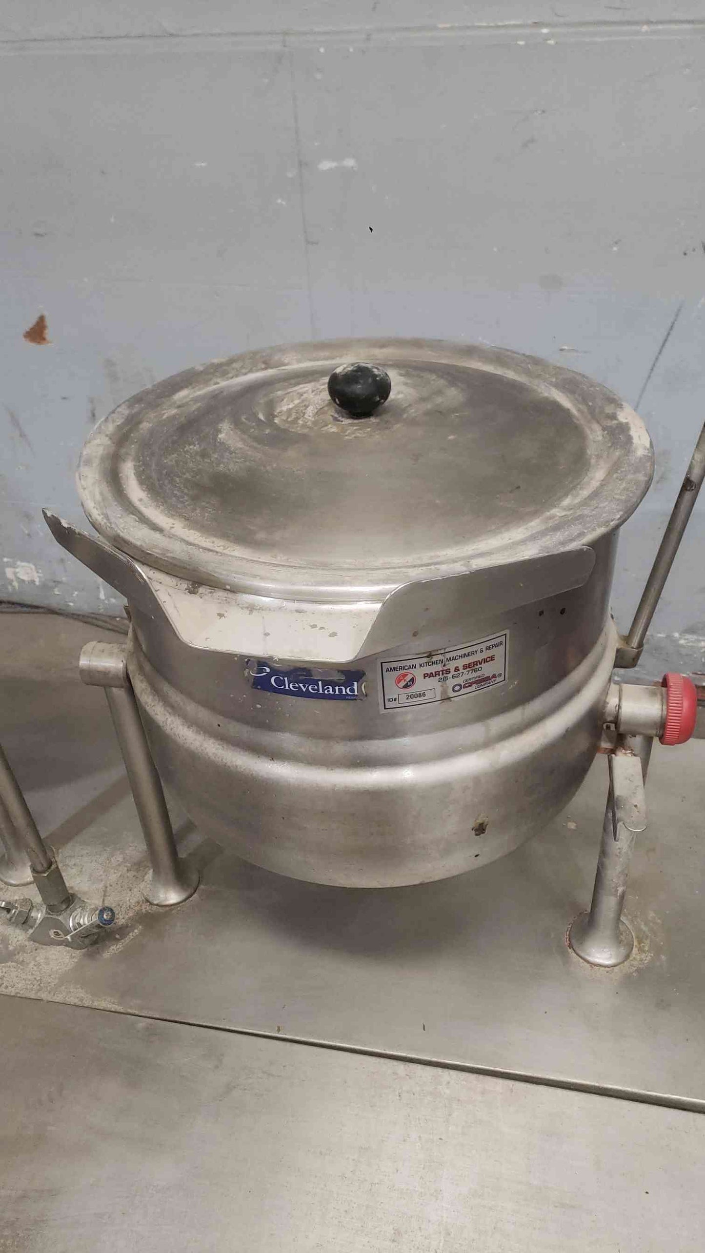 Cleveland Dual 12 Gal. Tilting Steam Kettles W/ Base SD-1600 (SKU: 112269)