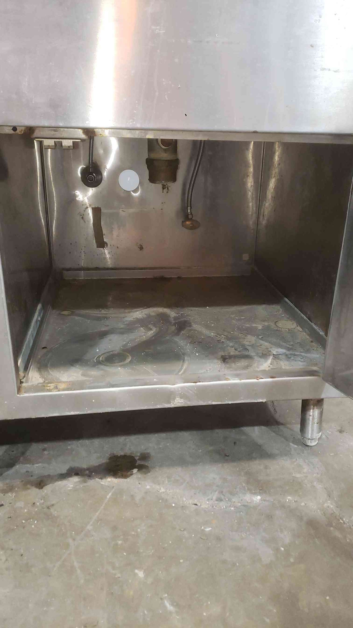 5' Stainless Steel Cabinet W/ Integrated Faucet (SKU: 112271)