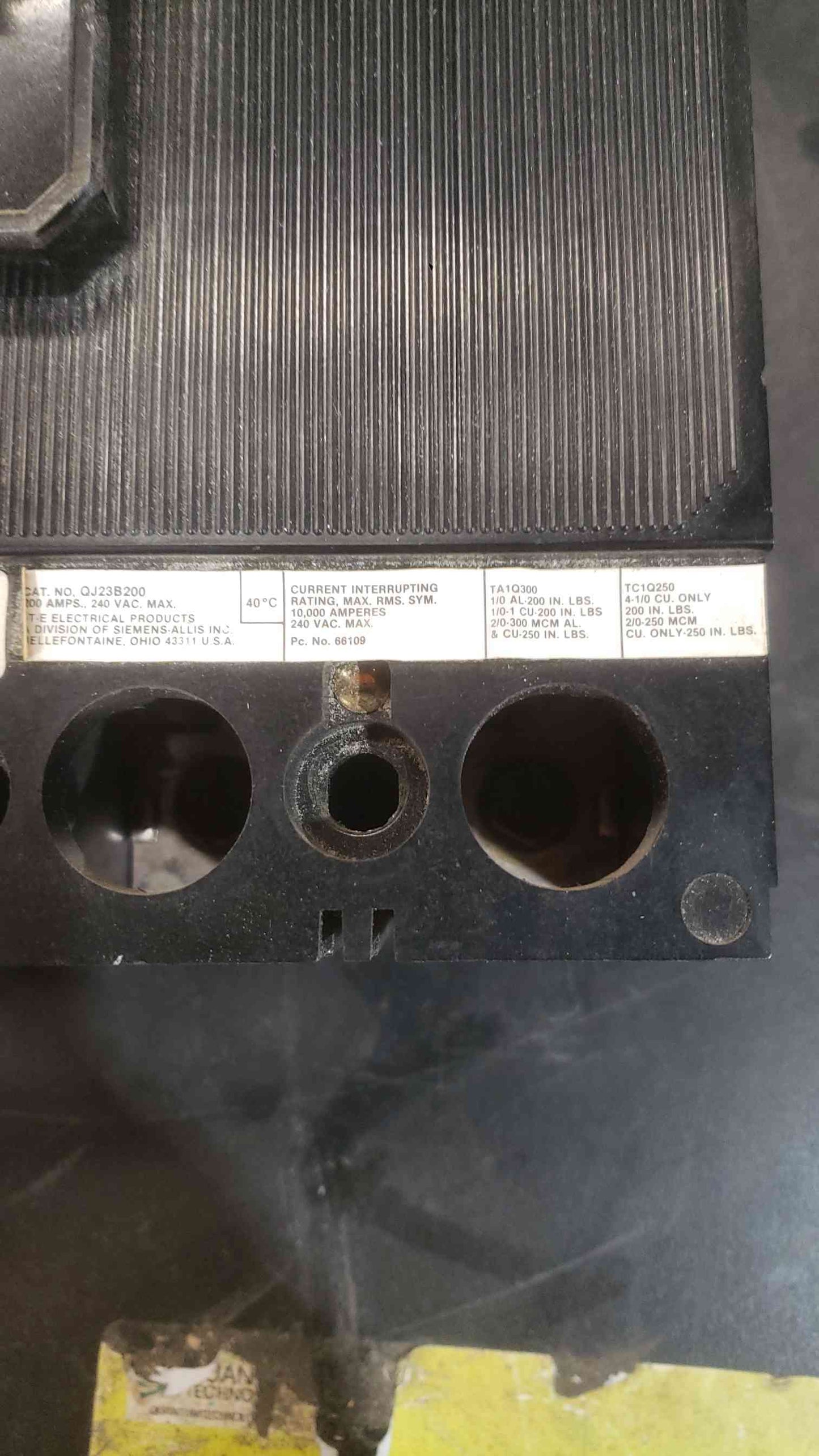 I-T-E 200A 240VAC 3 Pole Breaker QJ23B200 (SKU: 112305)