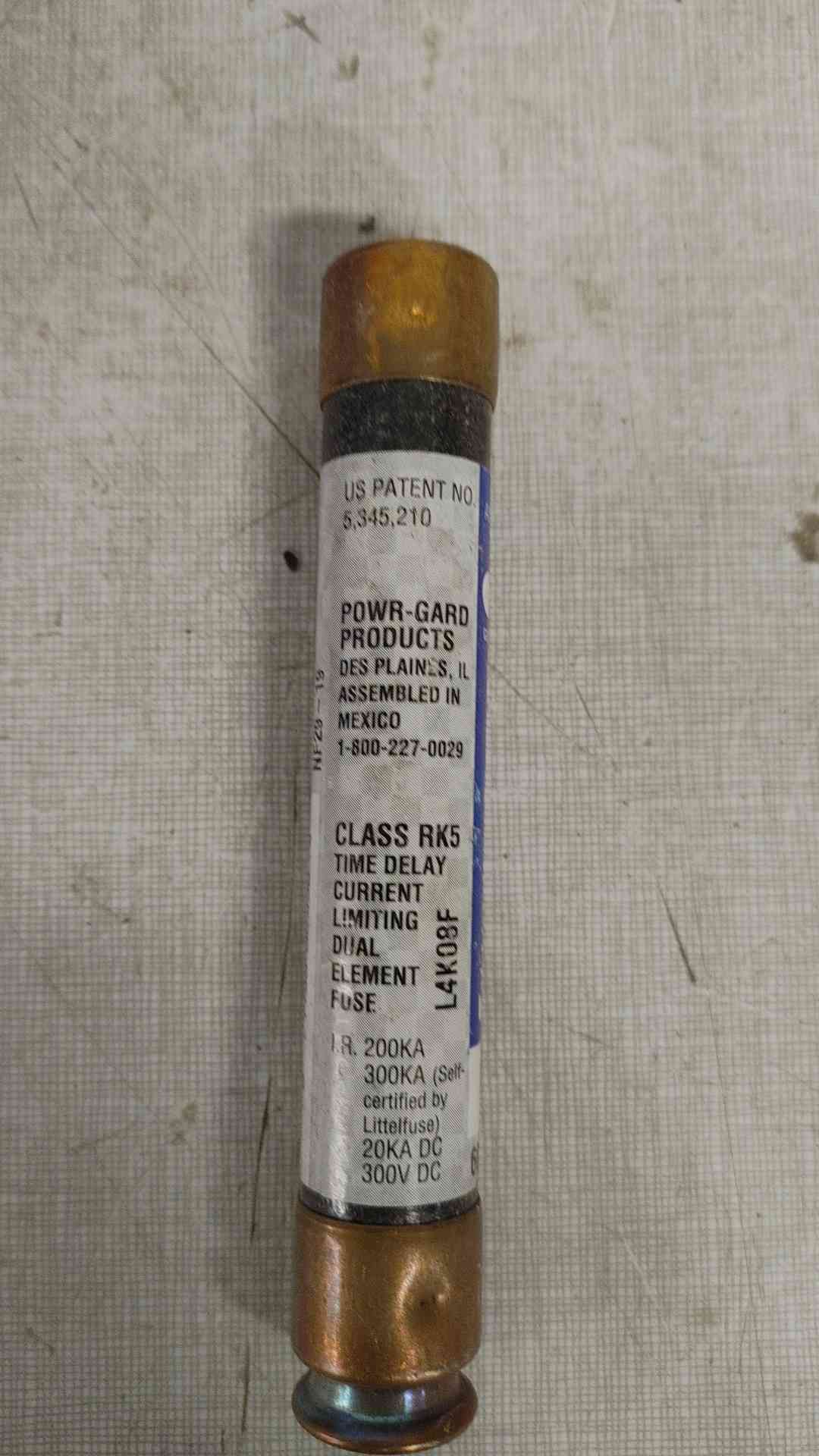 Littlefuse FLSR0151ID Indicator Series, Dual-Element Time Delay Fuse(SKU: 112314)