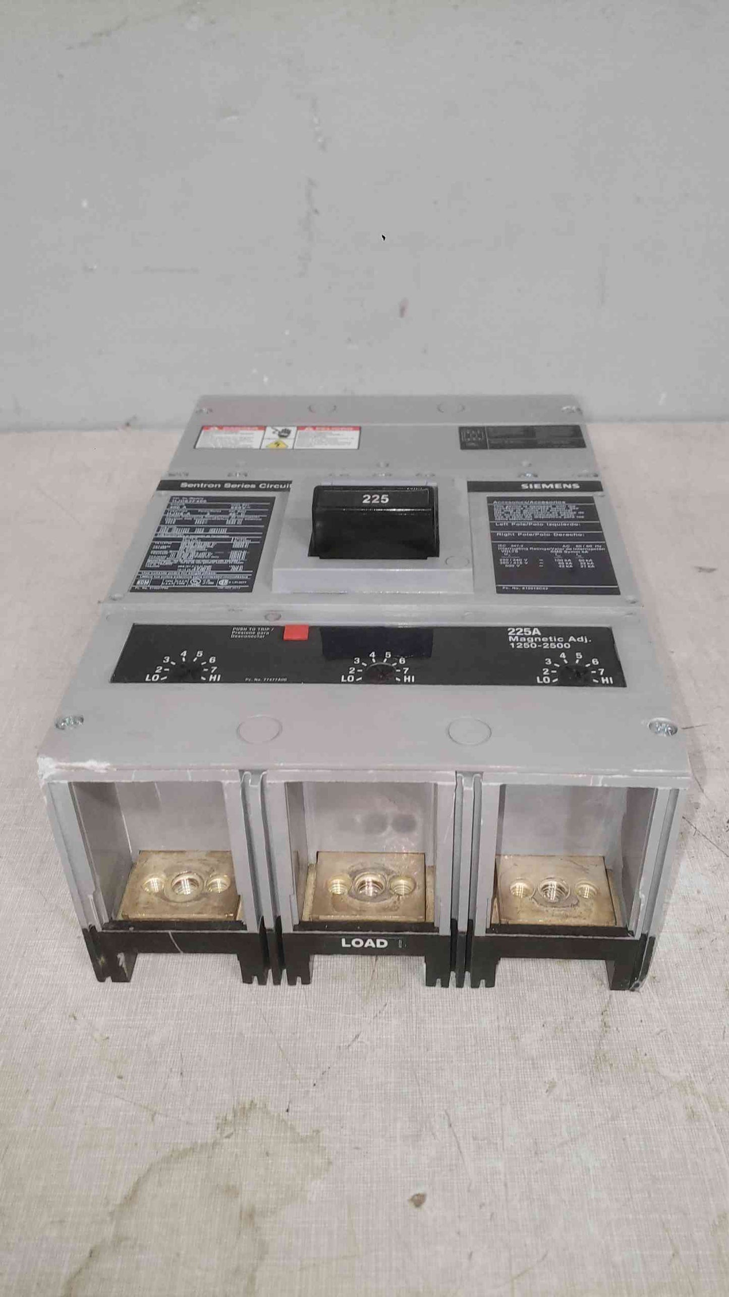 Siemens Sentron 400A Frame 225A Trip 3 Pole 600V Breaker HJD63F400 (SKU: 112359)