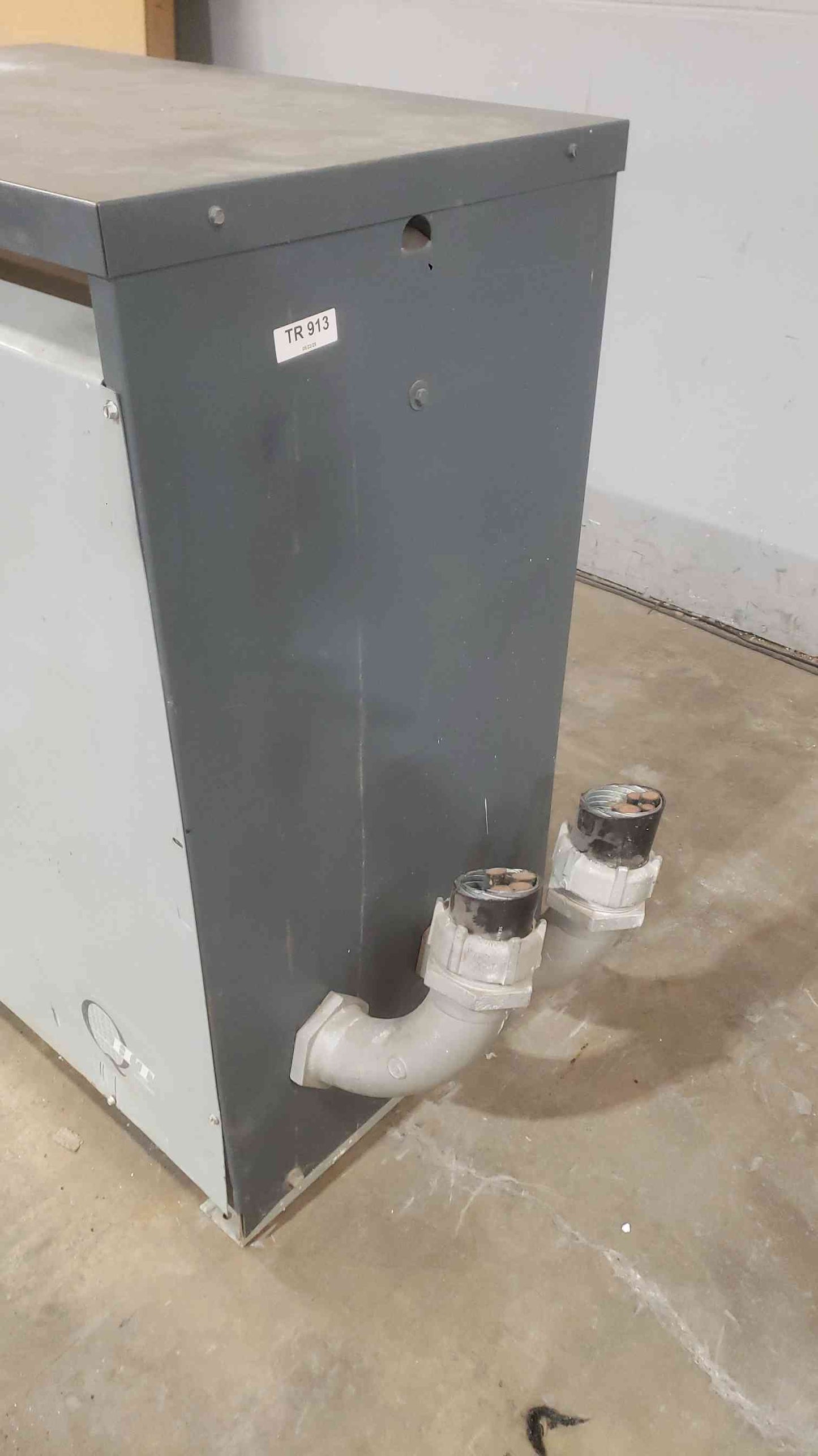 225KVA GE 480v x 208/120 3PH Dry Type Transformer 9T23B3877 (SKU: 112375)