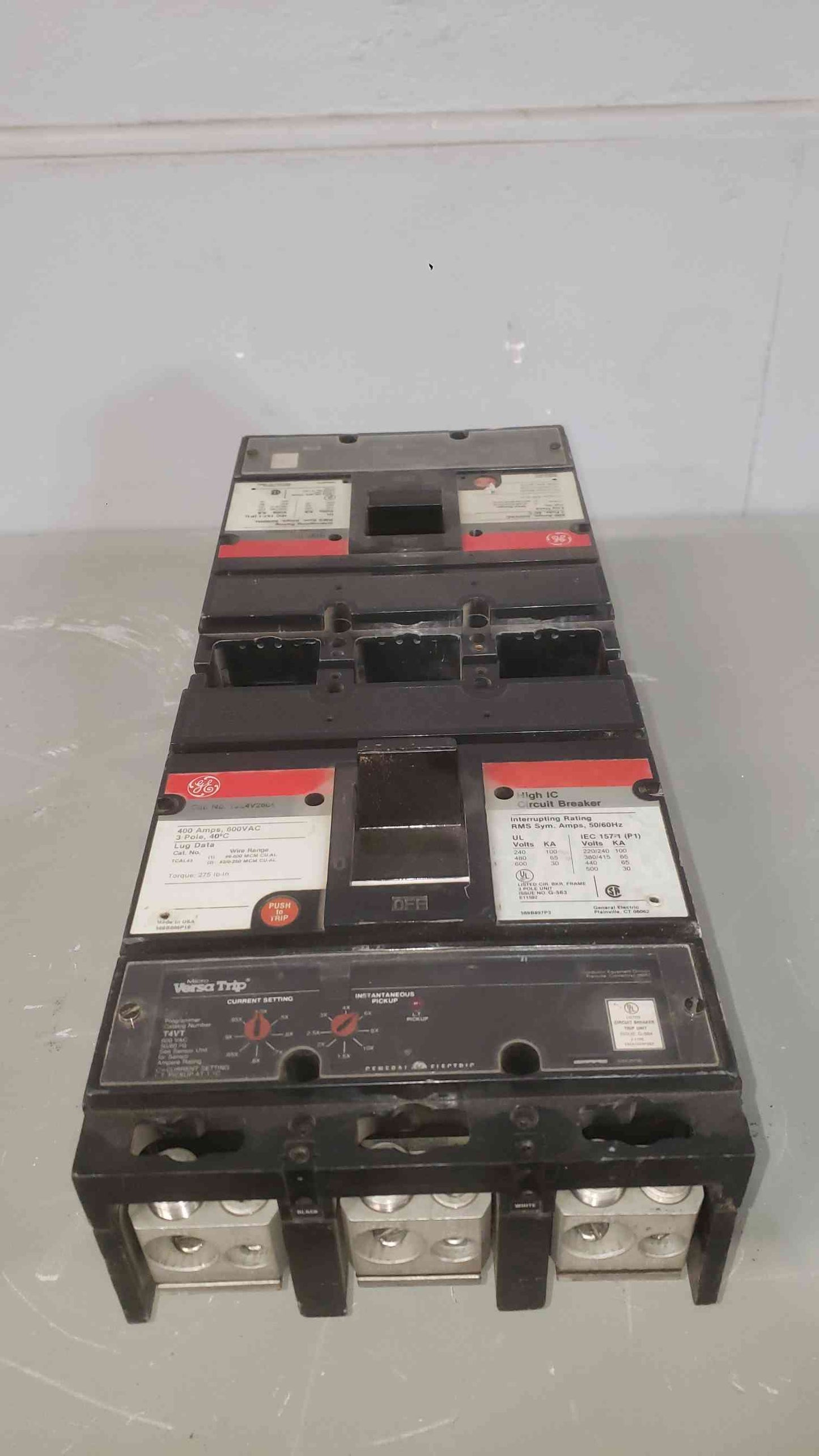 GE 400A 600VAC 3 Pole High IC Circuit Breaker TJL4V2604 (SKU: 112534)