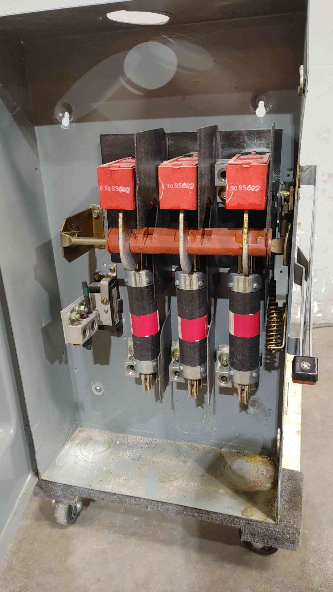 Square D 200A 600VAC 3PH Safety Switch H-364-N(SKU: 112535)