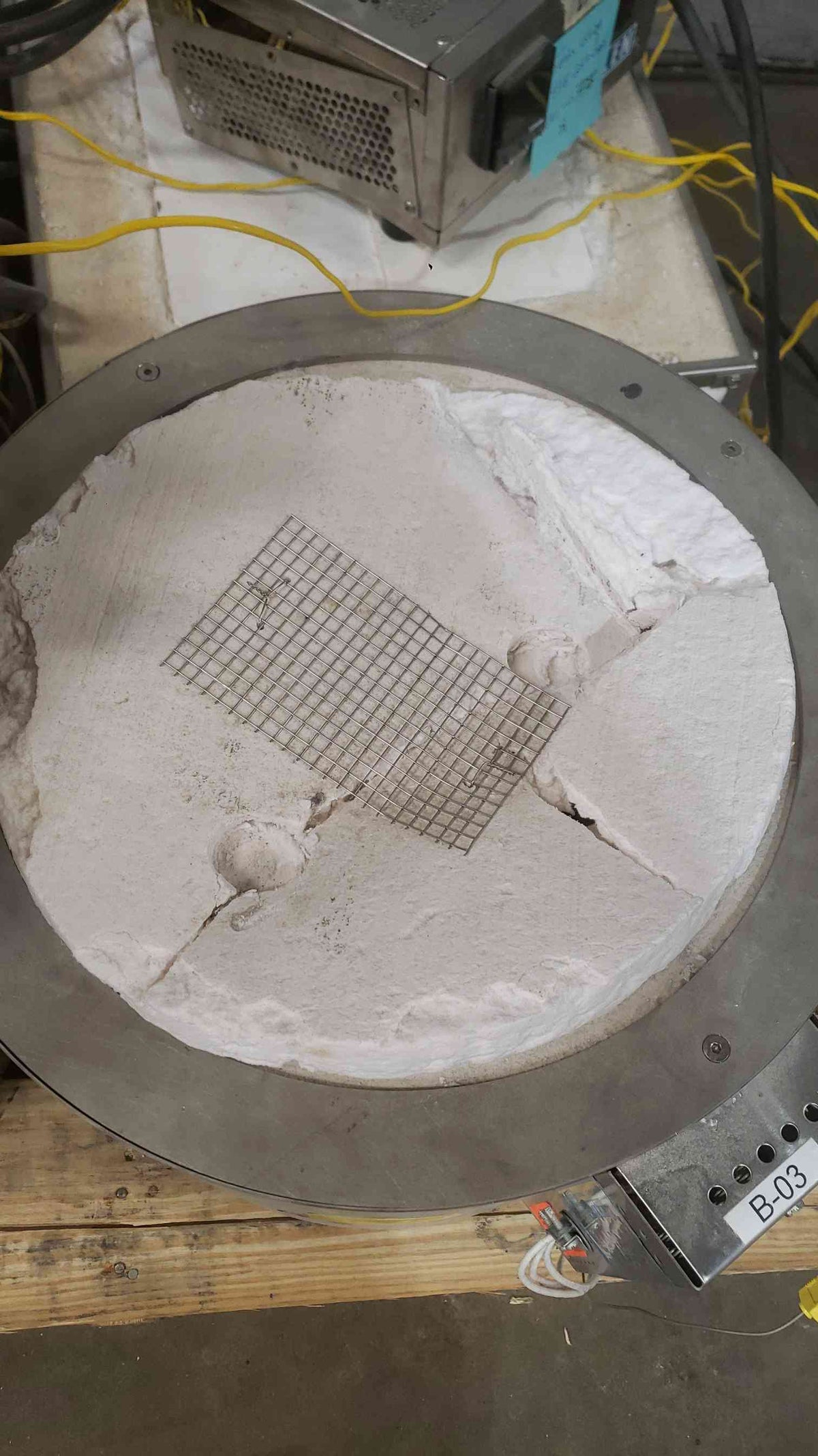MELLEN 120V 8.3A High Temperature Crucible Furnace CVII108-9x5-1Z (SKU: 112558)