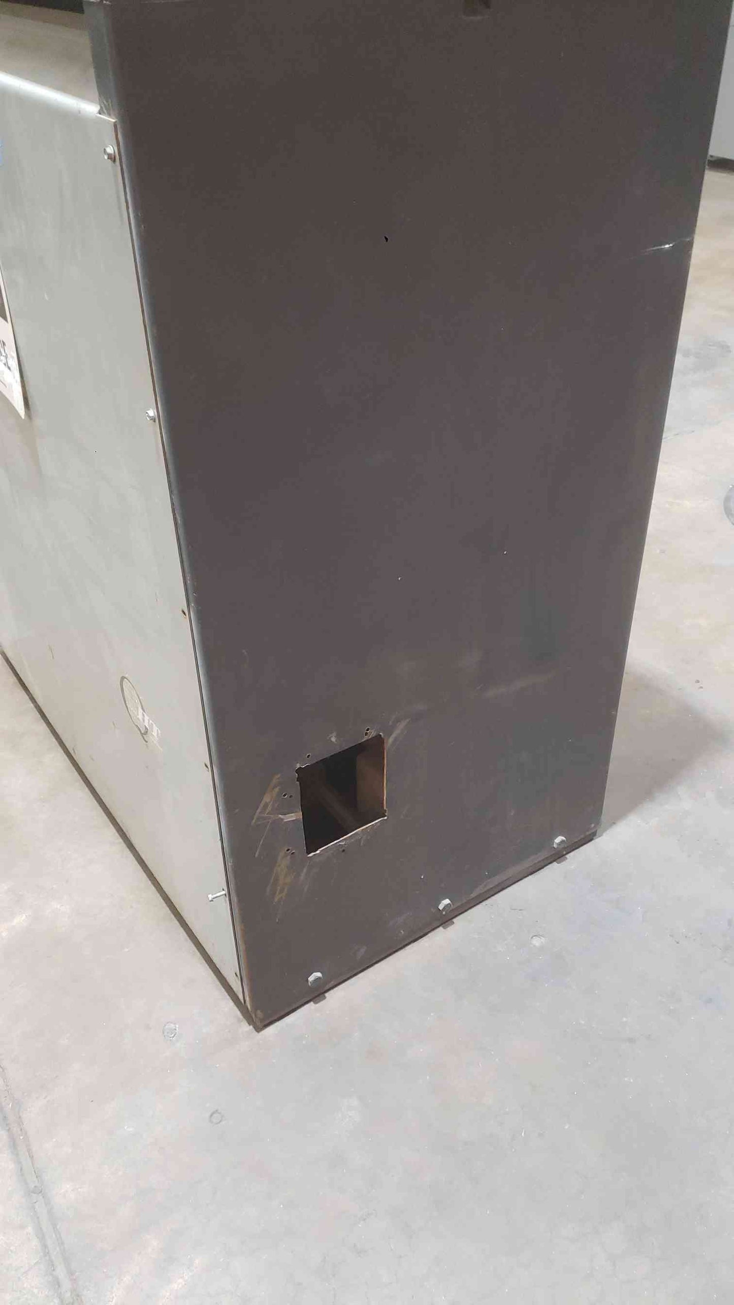 500KVA Square D 480-208/120 3PH Transformer 9T23A3879 (SKU: 112588)