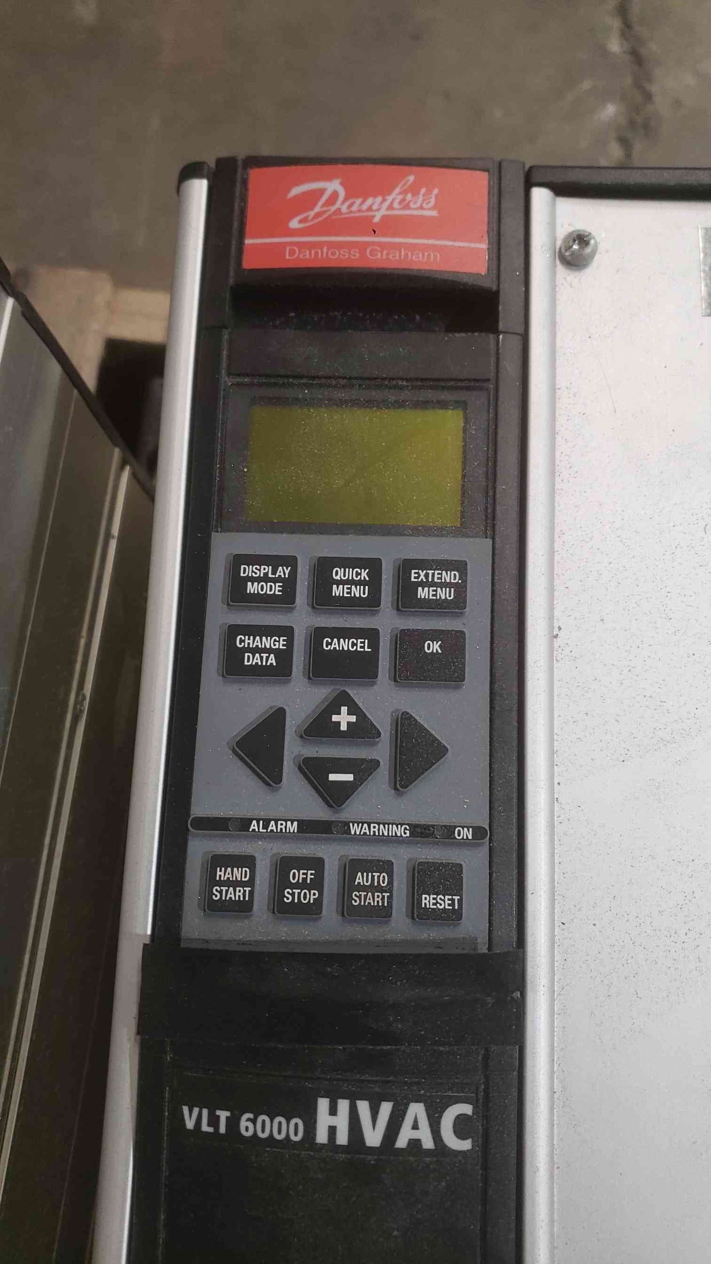 Danfoss 15HP 380-460 VLT 6000 VFD (SKU: 112611)