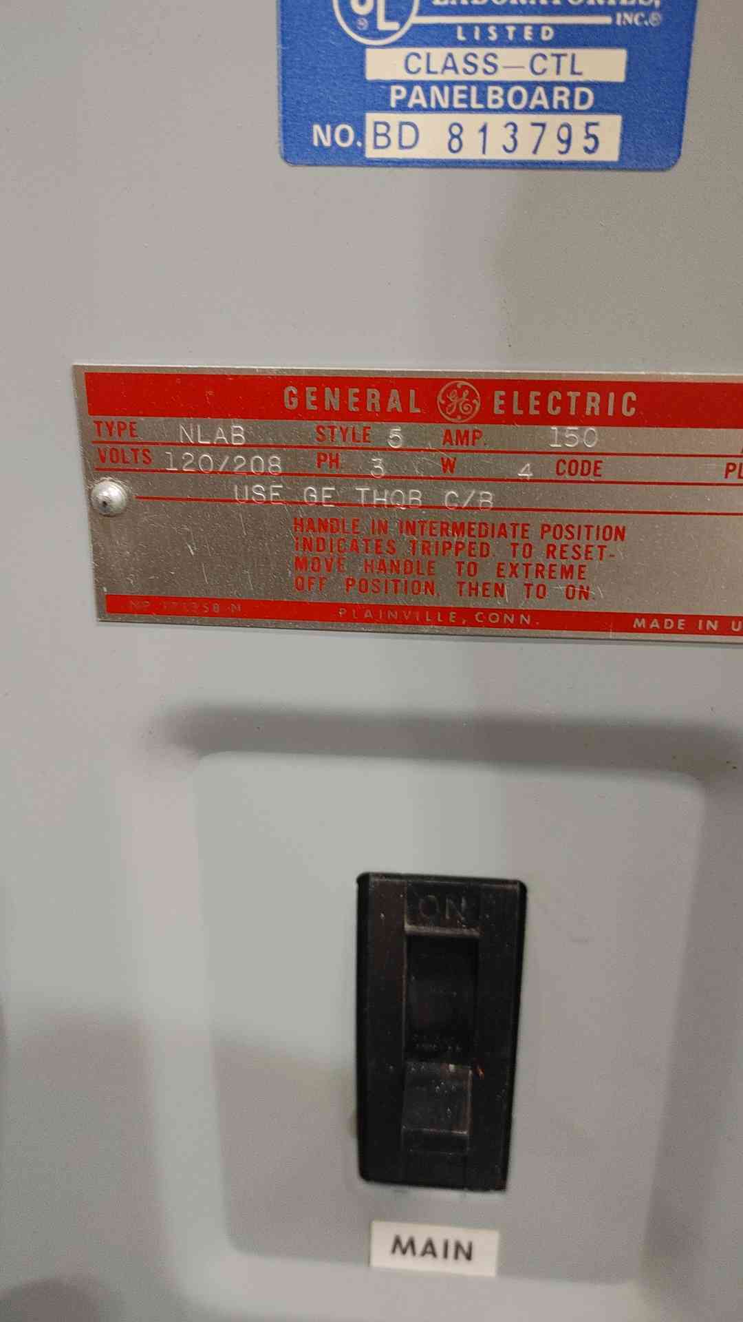 GE NLAB 150 Amp Panelboard 120/208V 3-Phase 4-Wire 30-Circuit Main Breaker THQB(SKU: 112800)