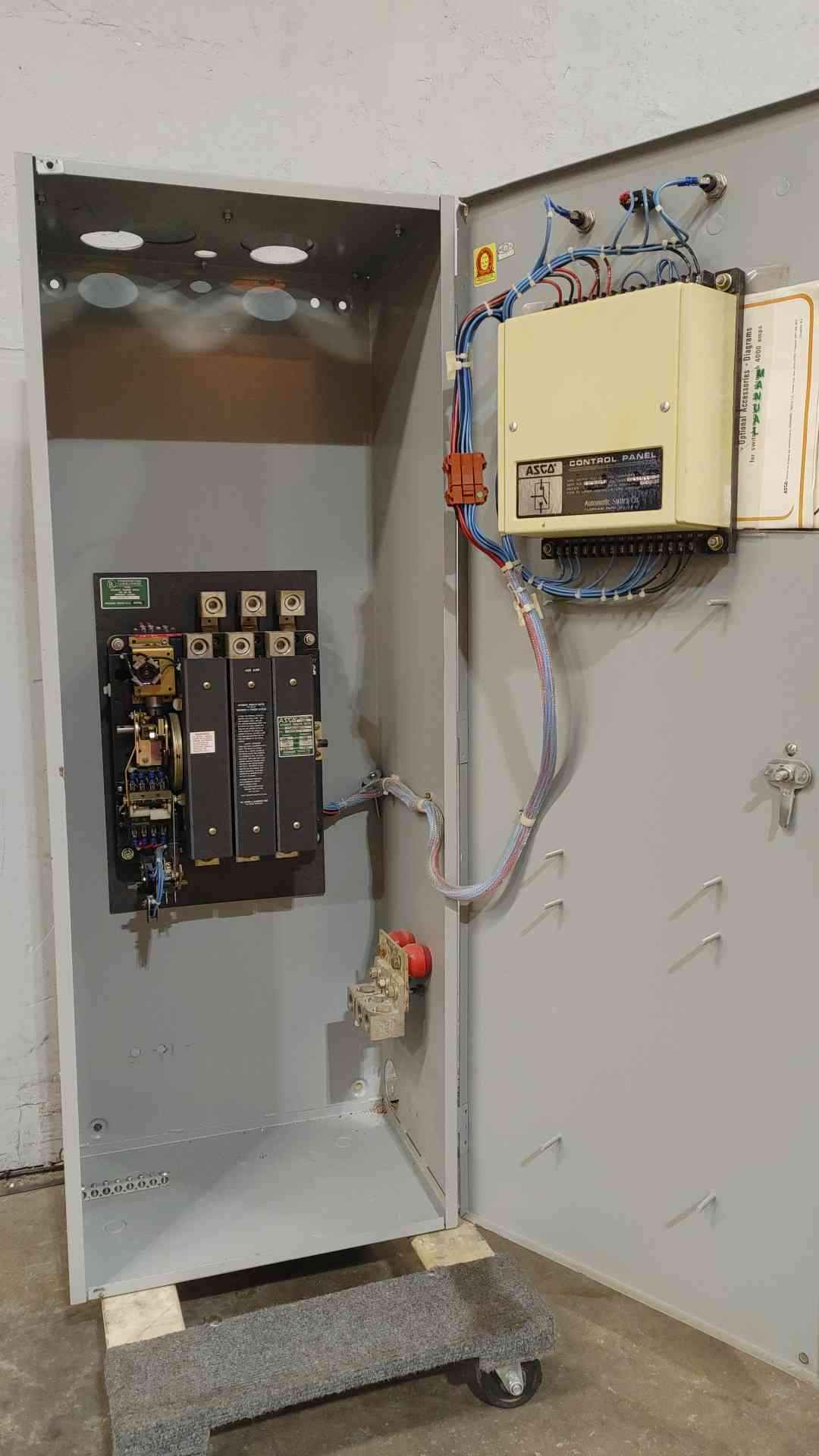 ASCO 400A 480V 3PH Automatic Transfer Switch ATS Bulletin 940 C940340099C