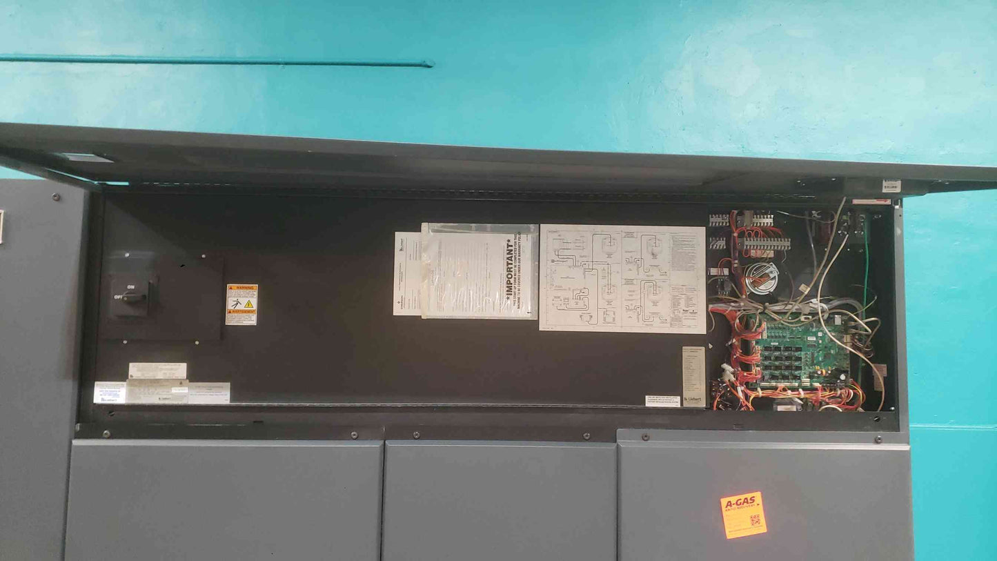 Liebert DS077ARA0EI340A Precision Cooling CRAC Unit 22-Ton Data Center AC 460V 3-Phase (SKU: 113035)