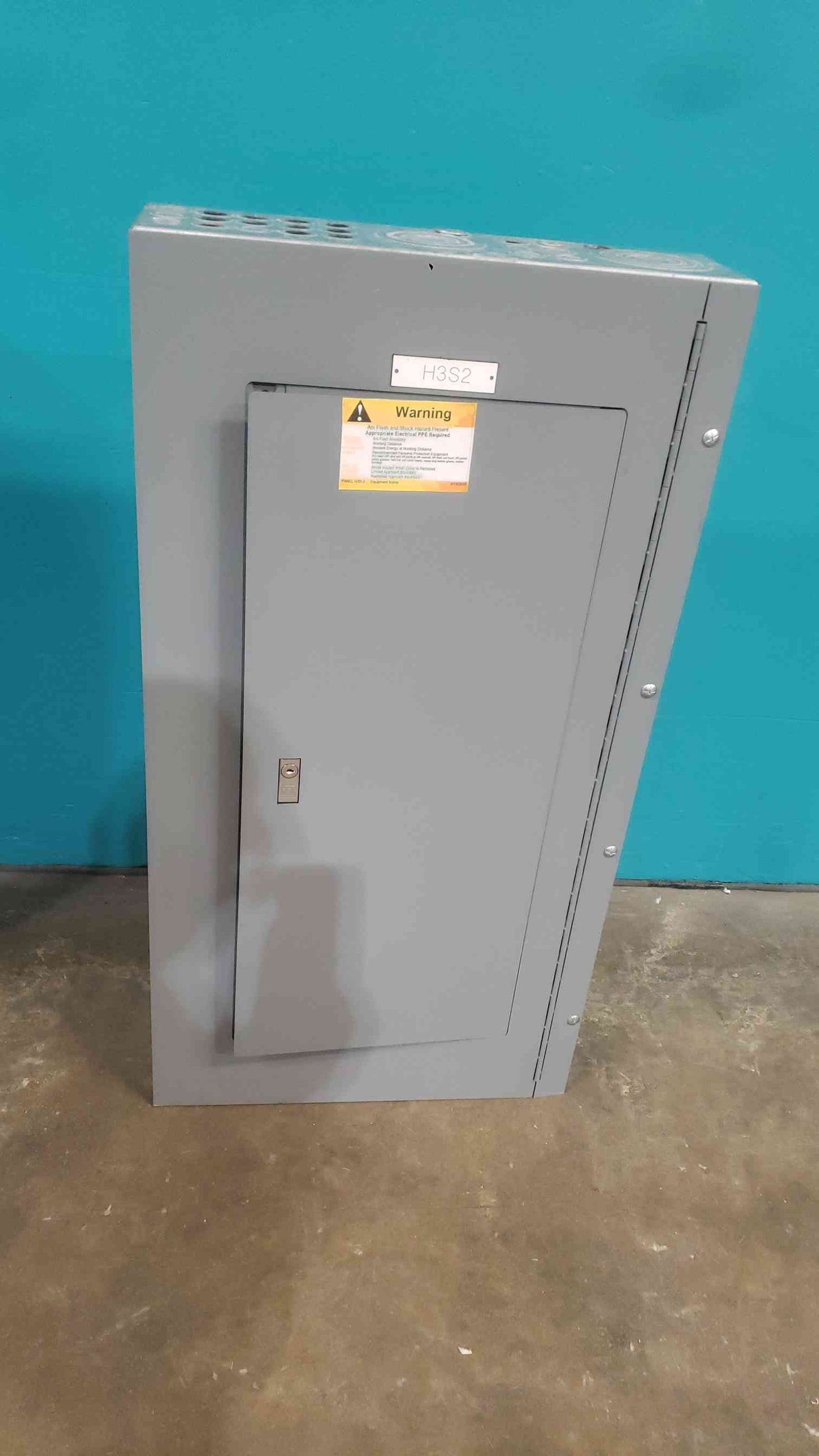 Square D NF Panelboard 100A 480Y/277V 3-Phase 42-Circuit w/ 39x EDB14020 & 1x EDB34100 (SKU: 113107)