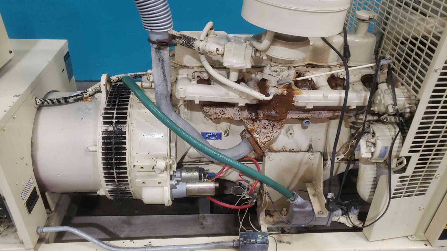 AS-IS 33KW Kohler 33RZ262 120/240 Multi-Phase 99A LP/NG 1420.7 (SKU: 113349)