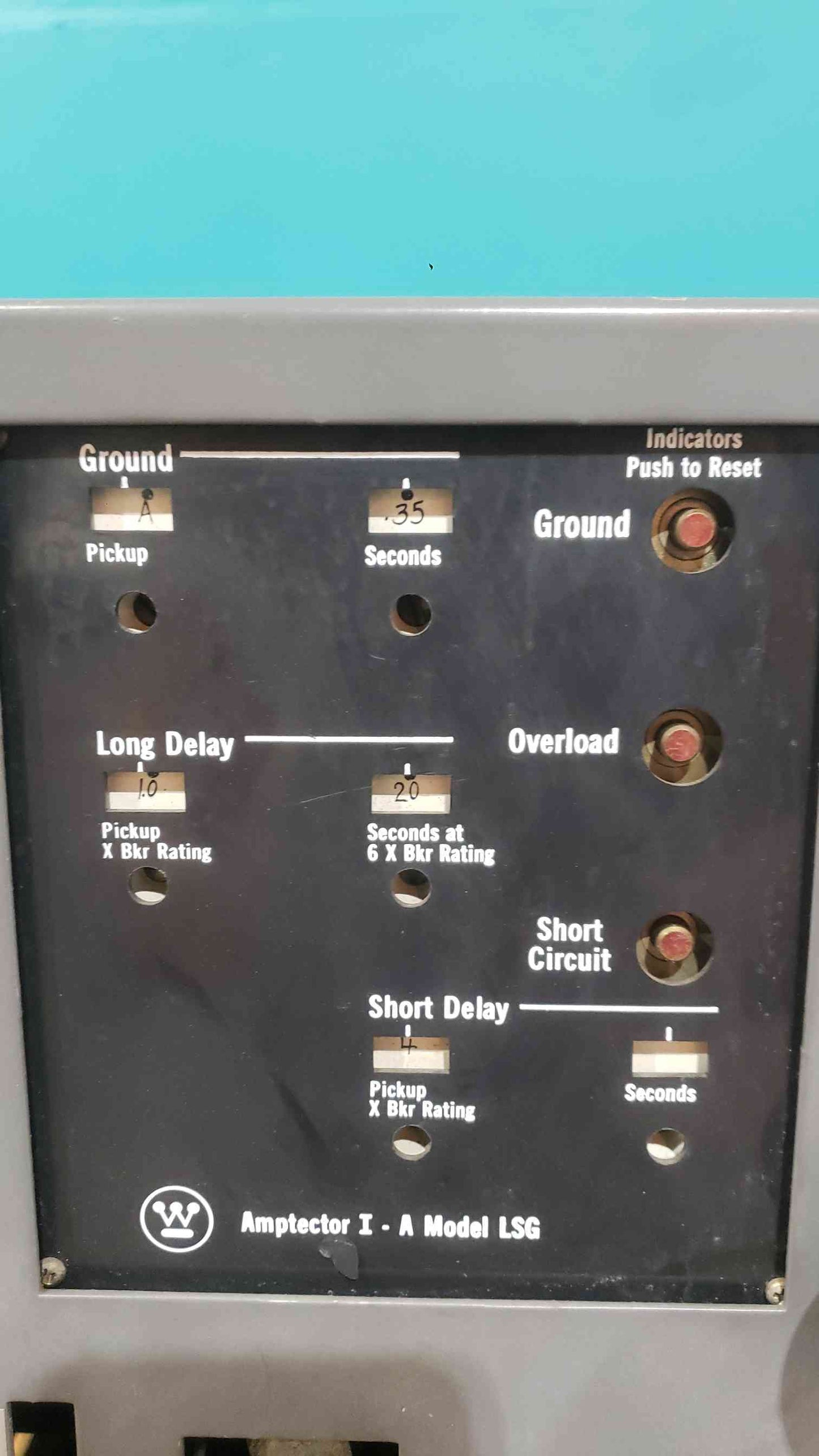 Westinghouse DS-420 Air Circuit Breaker 2000A Frame Amptector LSG 2000 Amp DO MO (SKU: 113557)