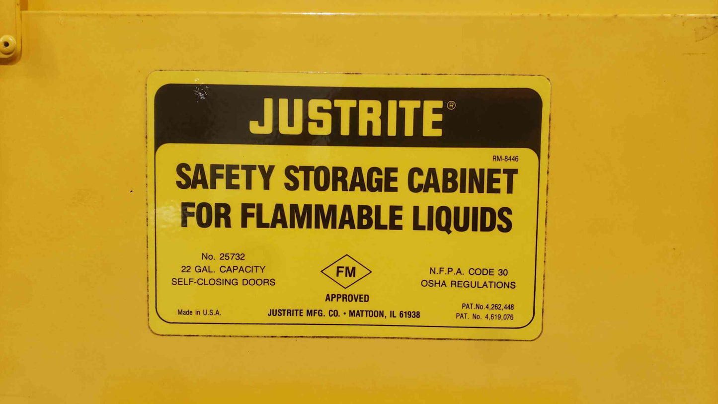 Justrite 35" 22 Gal. Flammable Liquid Storage Cabinet 25732 (SKU: S6LLST10107)