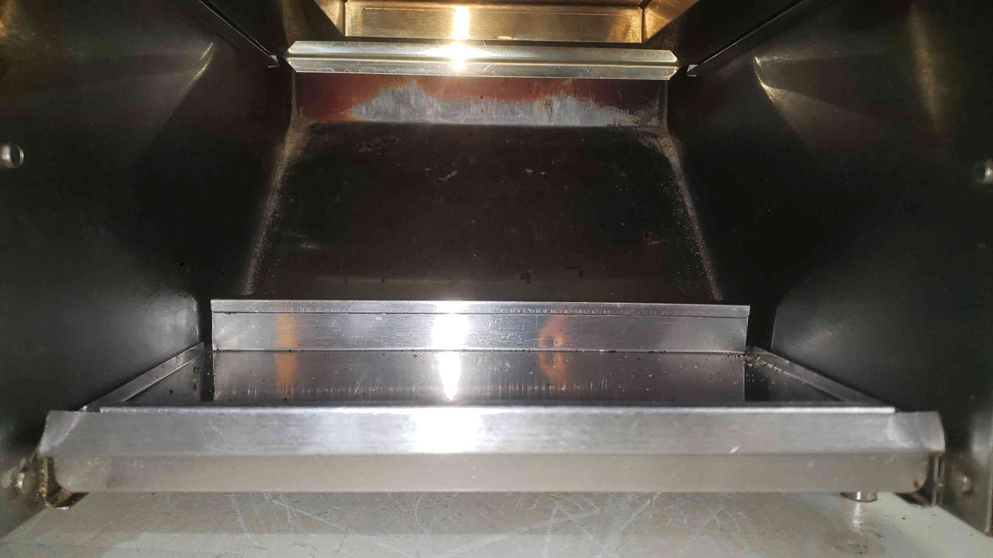 APW Wyott XTRM-1 Commercial Conveyor Toaster 120V Countertop Toasting Oven XPRS (SKU: 113601)
