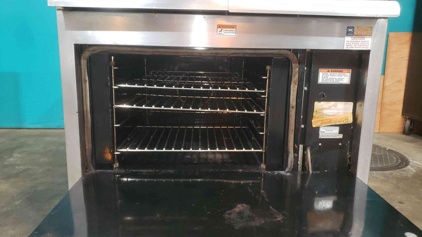 Vulcan VR2C Electric Commercial Range 3 Hot Top Plates Standard Oven 480V 3ph (SKU: 113621)