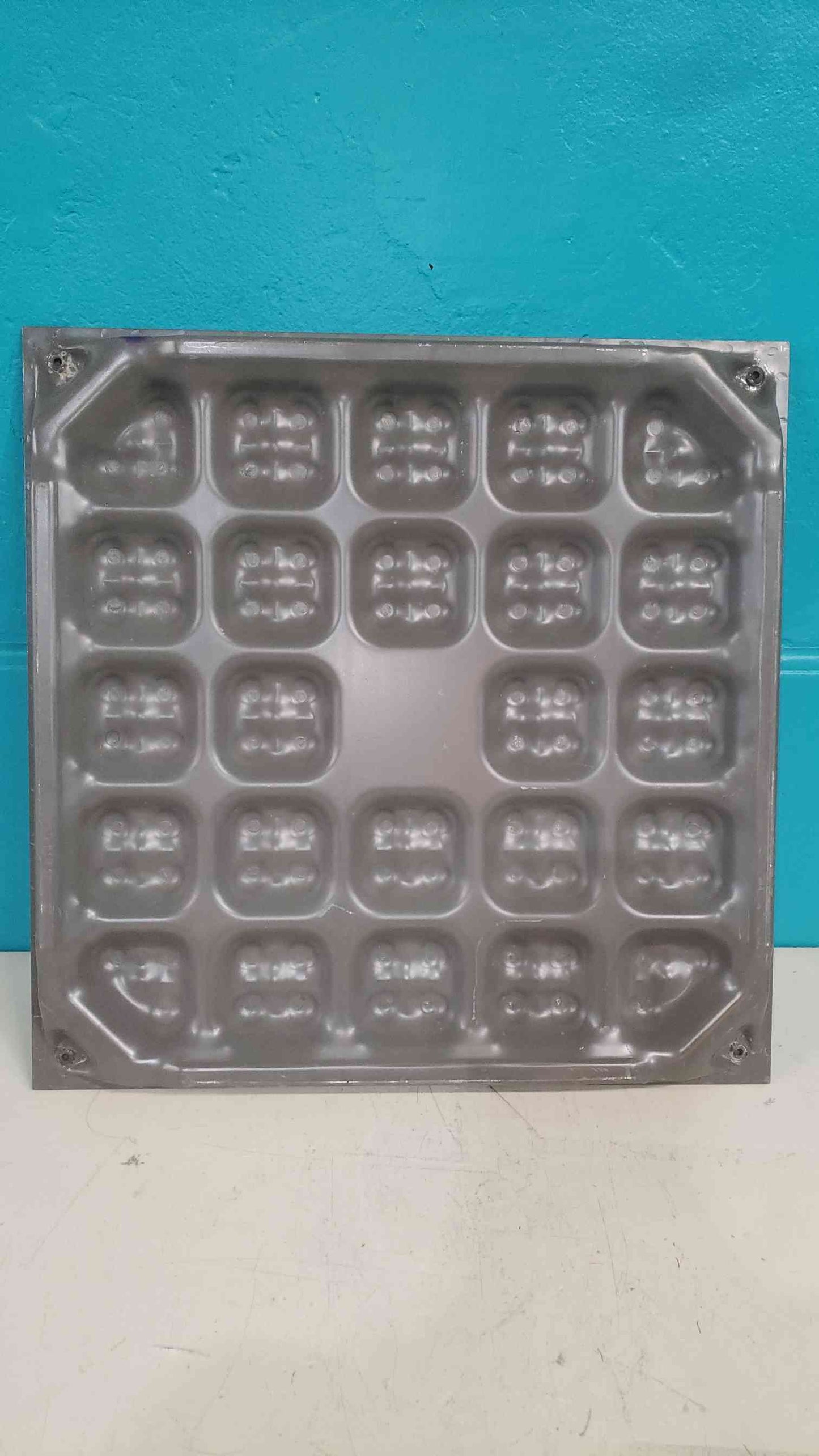 2x2 Raised Floor Tile CCN3000DD (SKU: 113649)