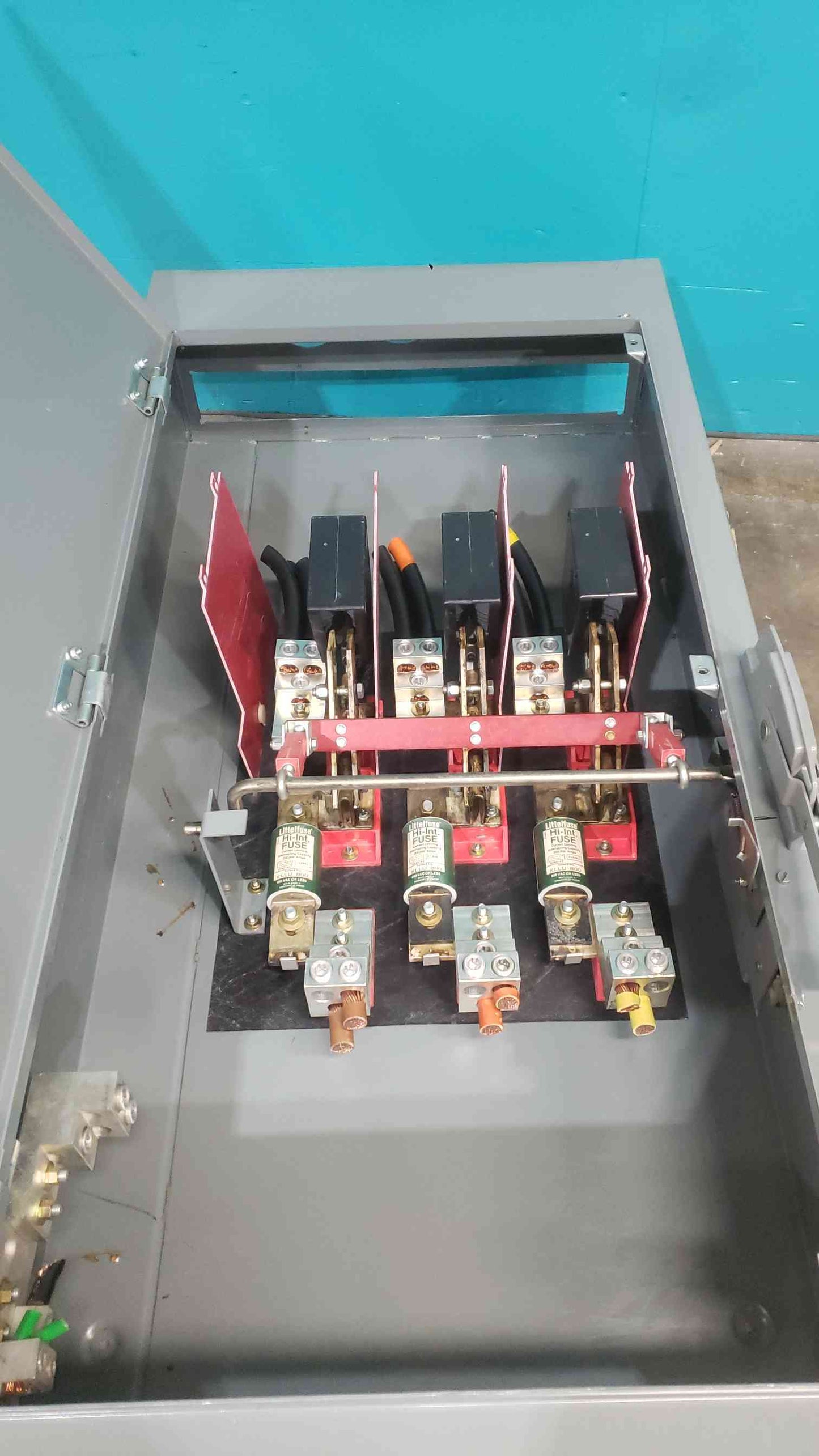 Square D H367 Series E2 800 Amp 600V 3 Pole Fusible Heavy Duty Safety Switch