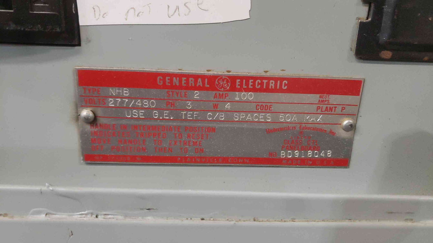 GE NHB 100A 277/480V 3 Phase Panelboard 8x TEF 20A Breakers BD918048 Parts