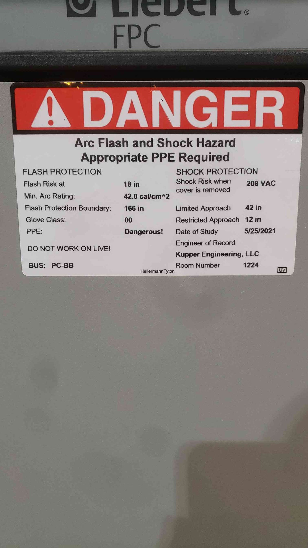 Liebert FPC 150kVA Power Distribution Unit PDU FPA30C150P 480V 208V 120V Square D