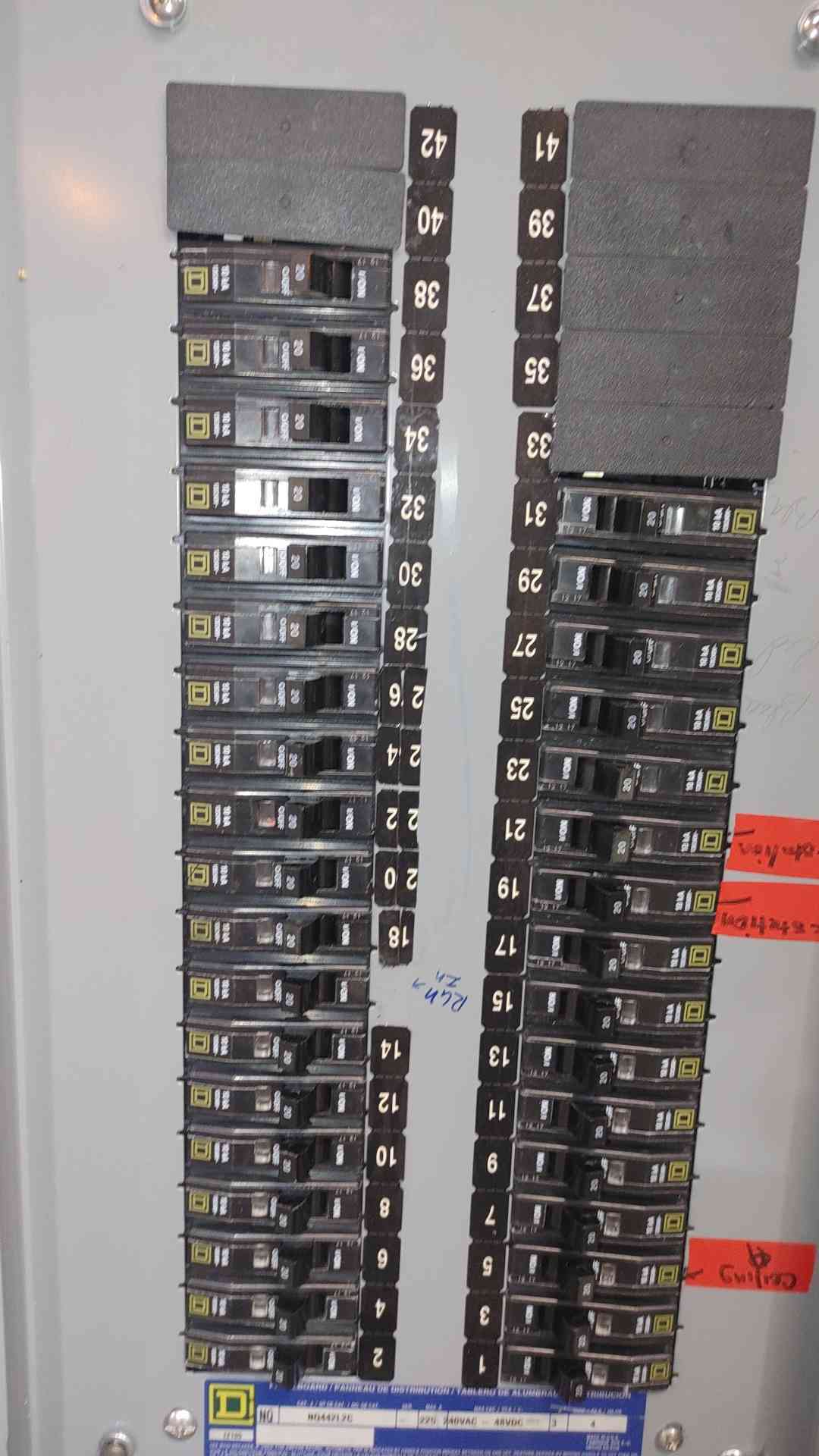 Square D QO 3 Phase Panelboard 200A Main Breaker 35x 20A 1-Pole Breakers QOC40U