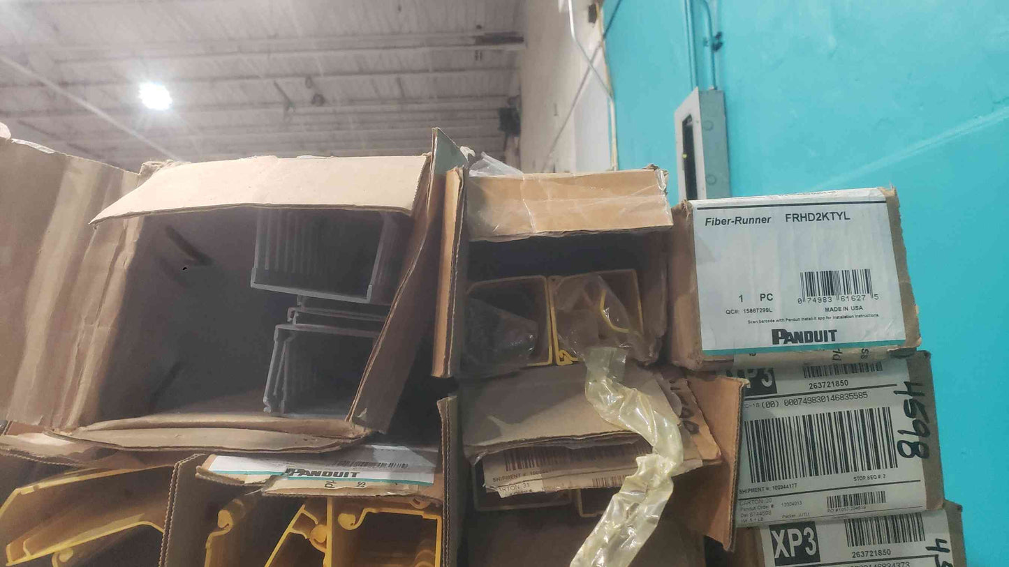 Panduit FiberRunner Pallet Lot FRHD2KTYL FRHC6YL6 FRHC4YL6 F3X3LG6 Cable Raceway