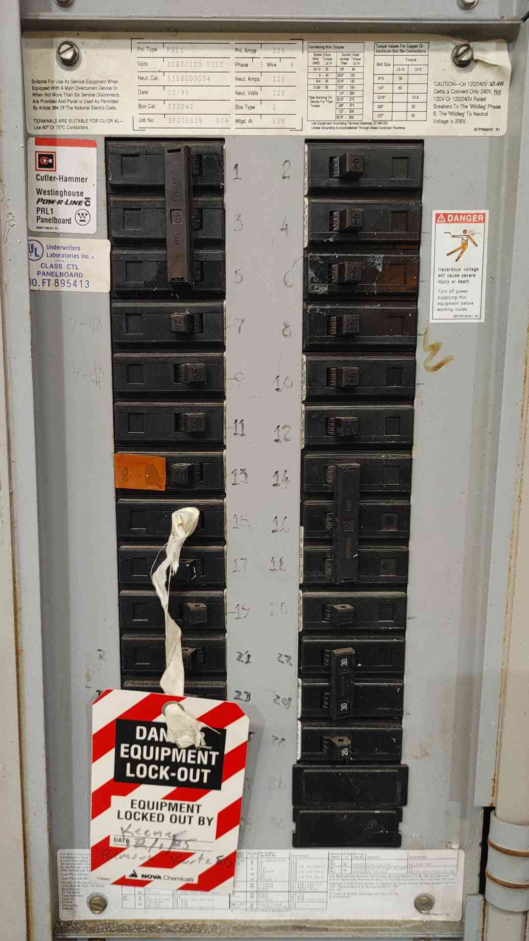 Cutler Hammer PRL1 225A 208Y/120V 3 Phase Panelboard W/ 225A Main & BAB Breakers