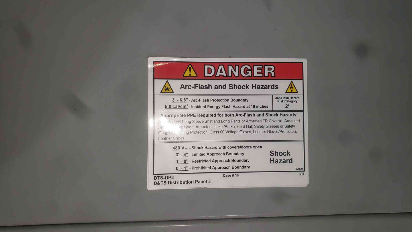 Siemens 800 Amp 480V 3 Phase Distribution Panel Board W/ 200A 100A Breakers