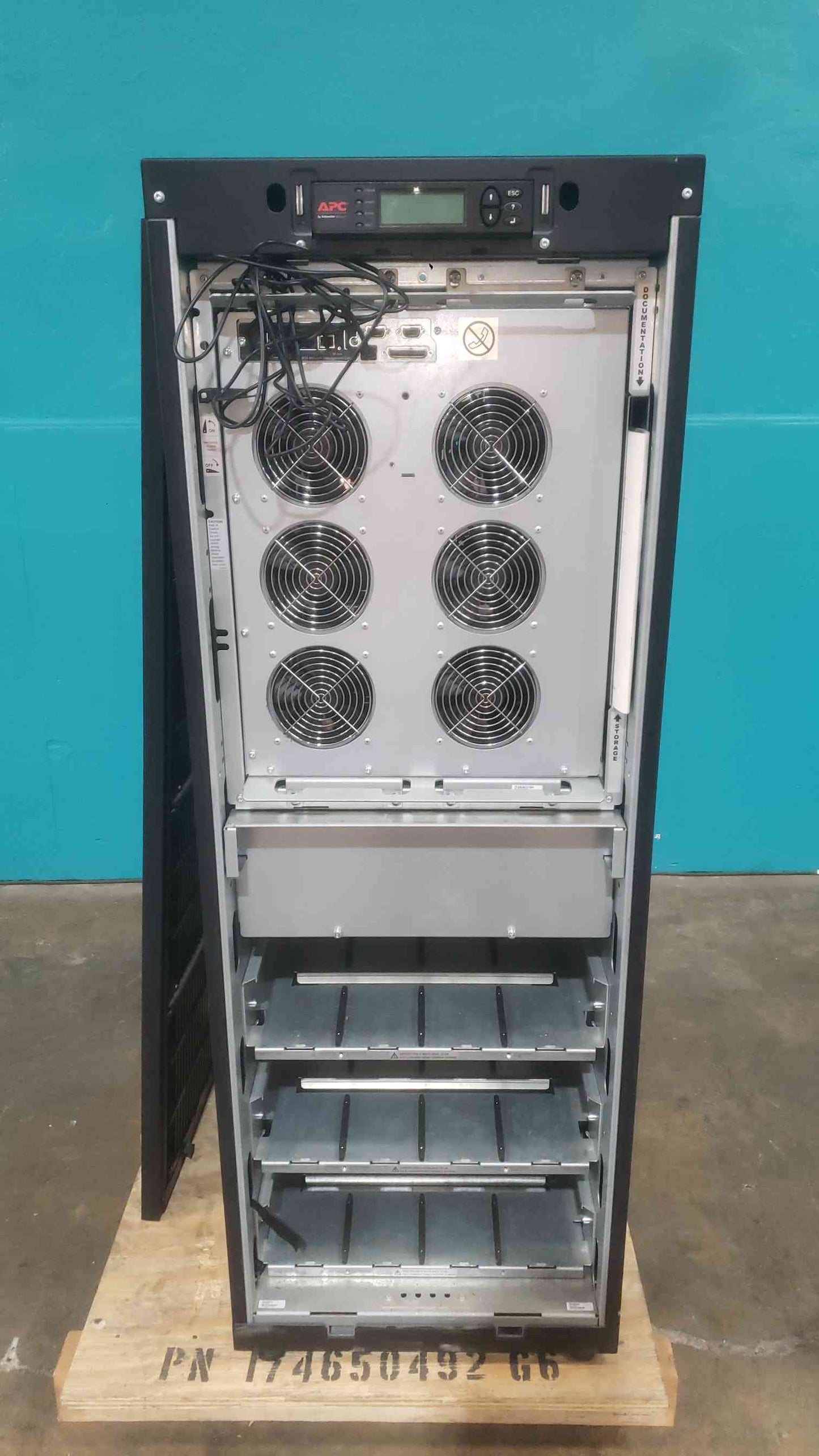 APC Smart-UPS VT 20kVA 3-Phase Power Tower Frame SUVTF20KB4F Empty Battery Bays