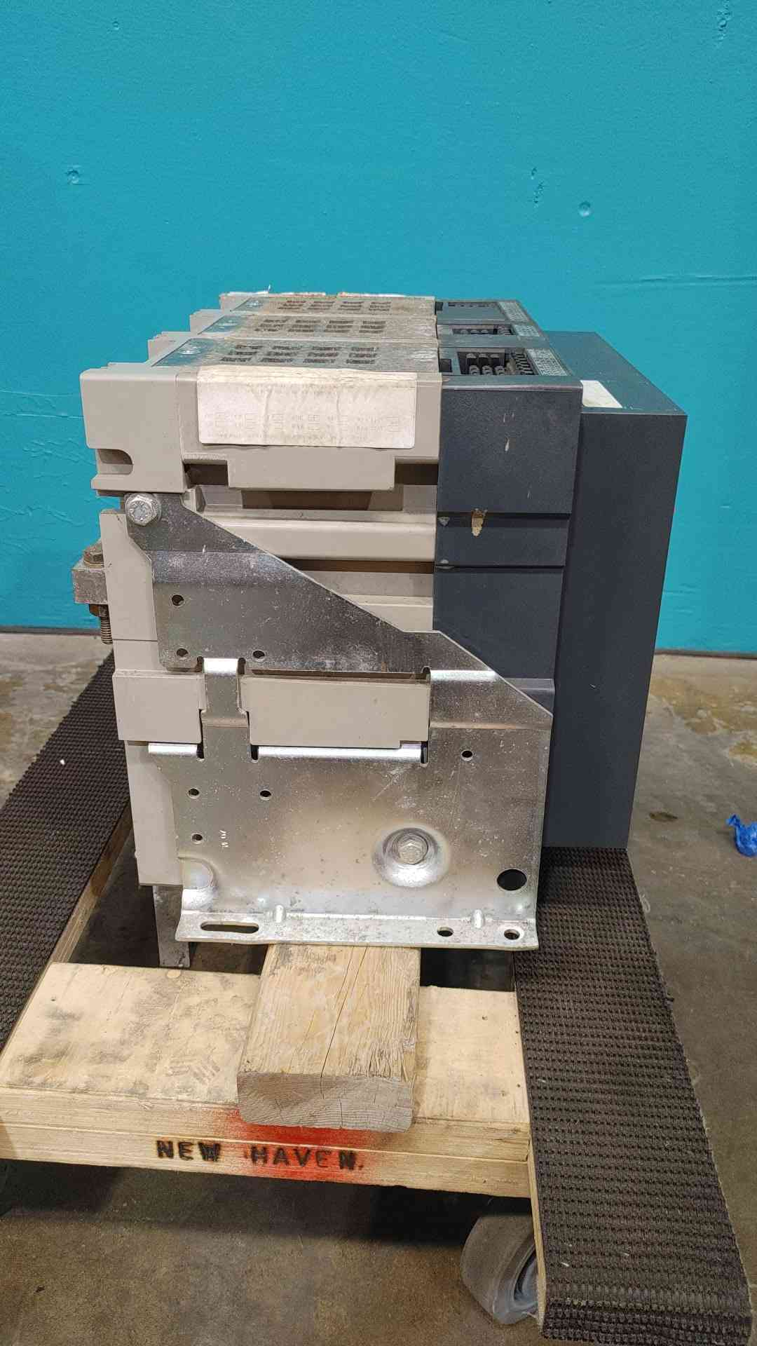 800A Merlin Gerin Masterpact NW08 H1 Breaker (111924)