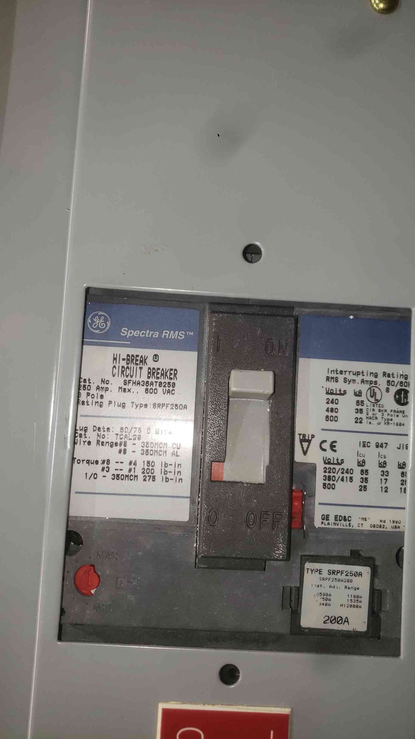 GE Spectra Series Panelboard 250A 480V UPS Output 3x Hi-Break Breakers