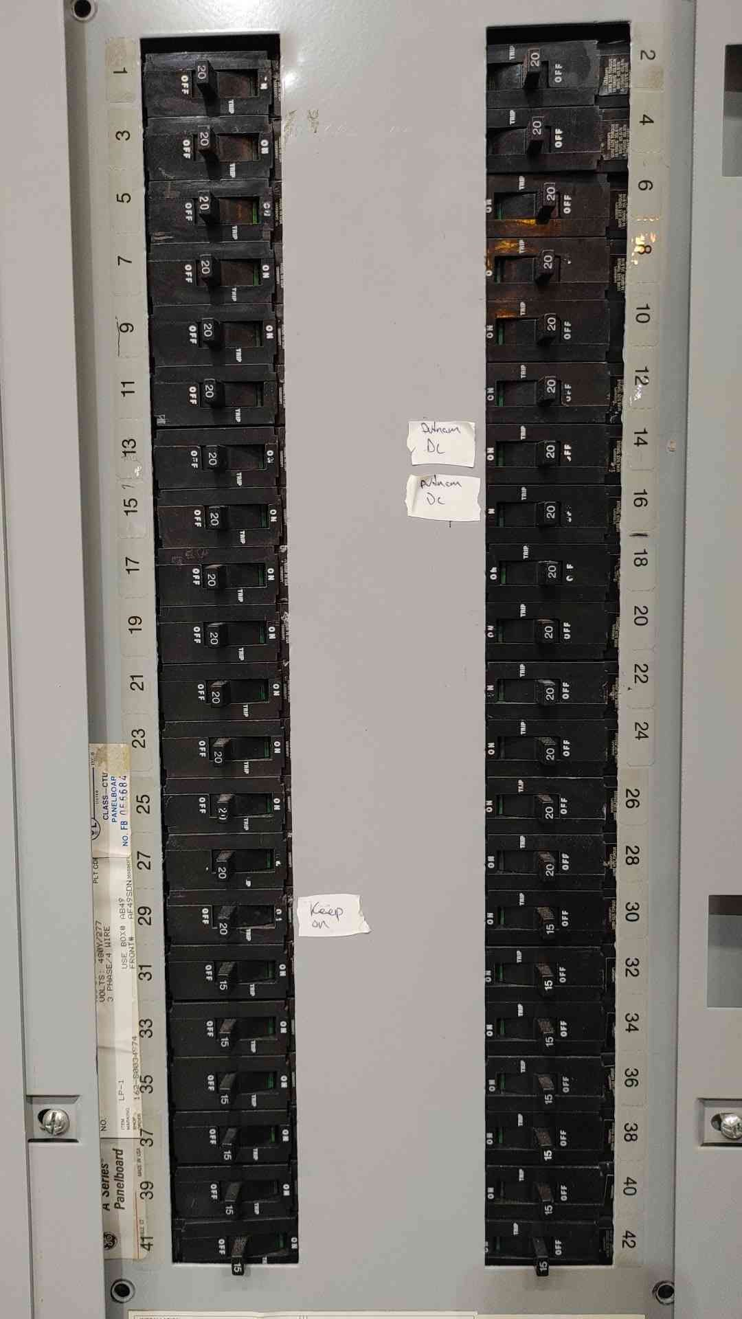 GE A-Series 225A 480Y/277V 3 Phase 42 Circuit Panelboard Enclosure W/ Breakers