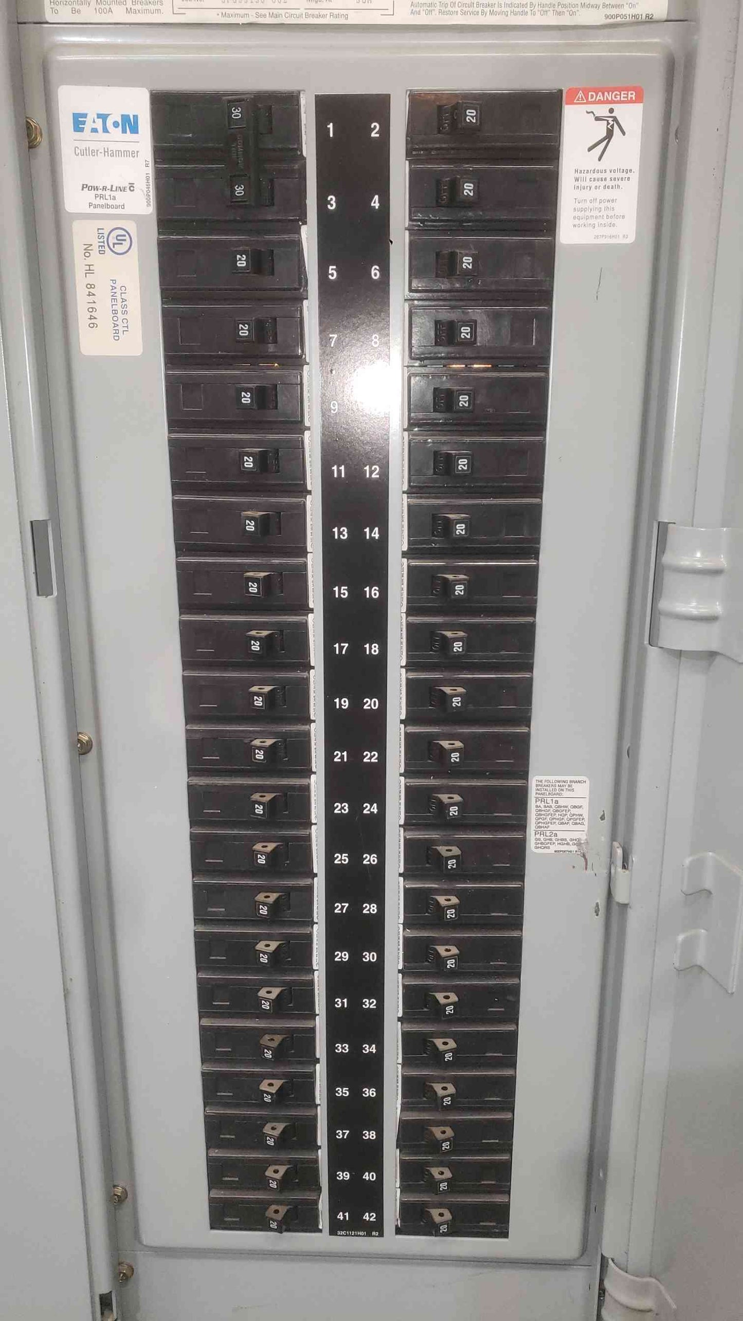 Eaton PRL1A 3 Phase Panelboard 225A EZB2048R 40x 20A 1P 1x 30A 2P Breaker Panel