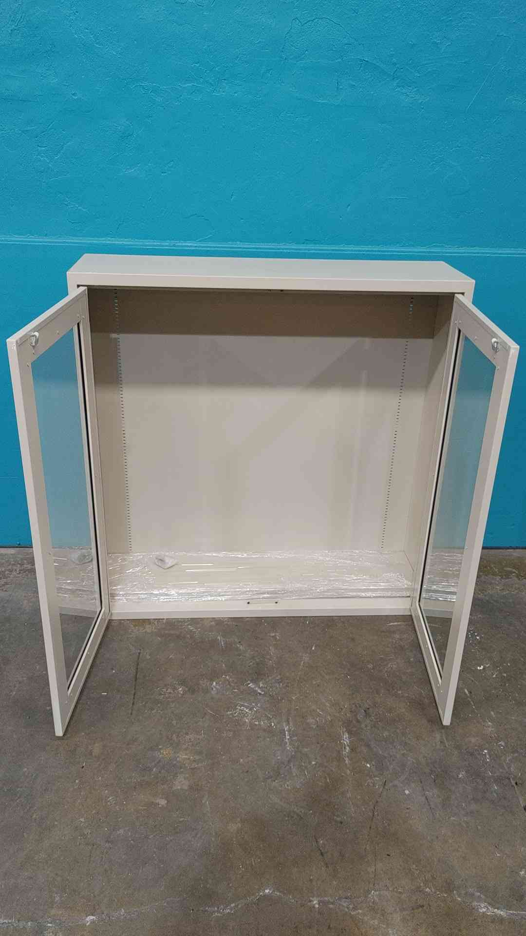 48" Metal Cabinet With Glass Doors (Sku 114116)
