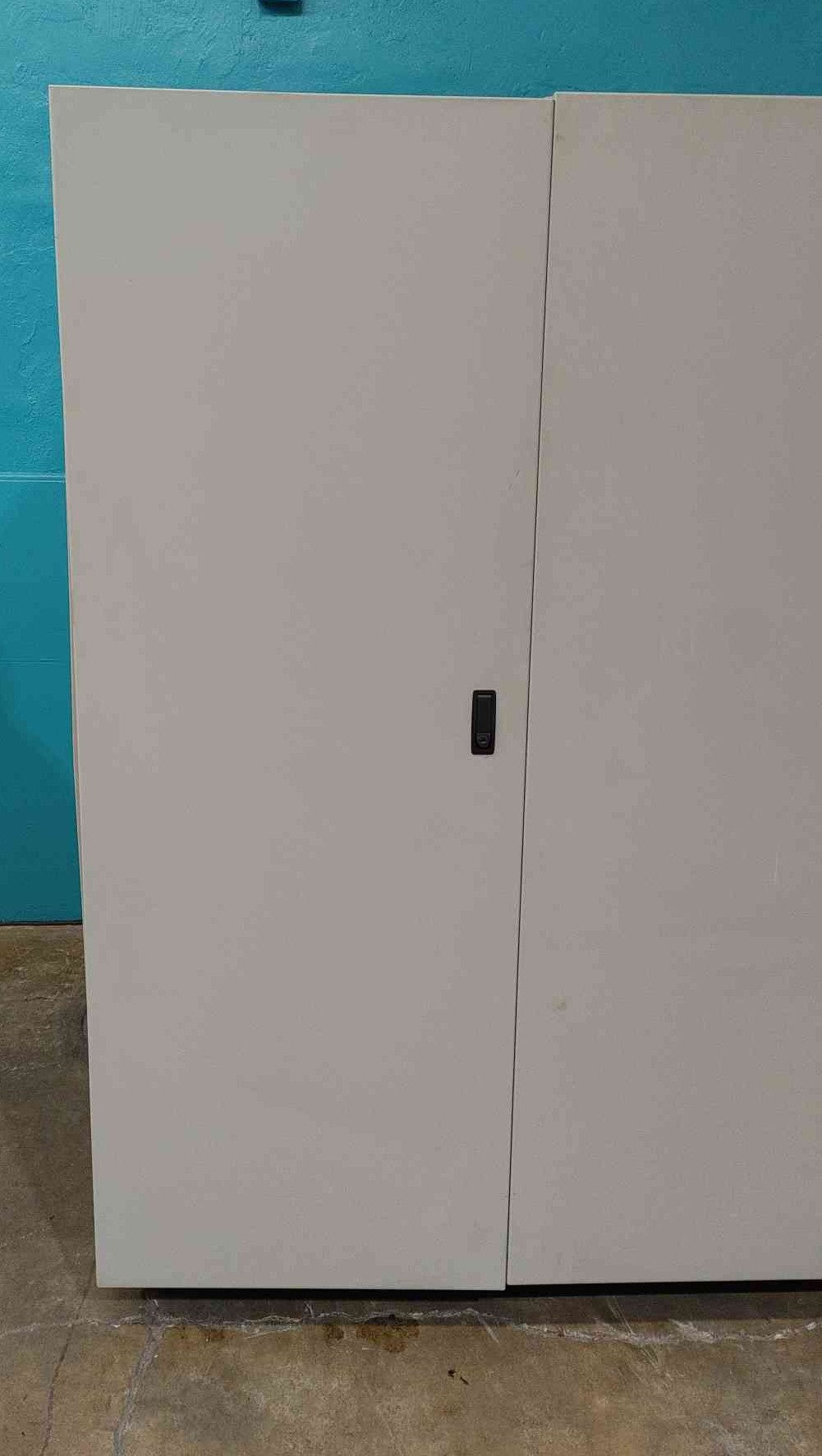 Liebert Npower 80kVA 64kW 3 Phase Online UPS Cabinet 480V 208V 37SA080A0C6E124