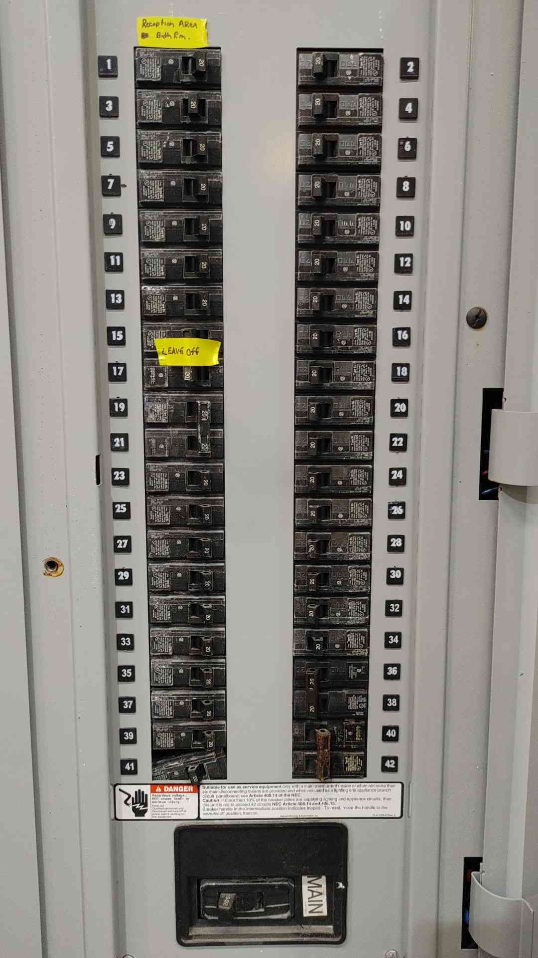 Siemens 250A, 208Y/120V, 3PH, 4W Panelboard (Sku 114136)