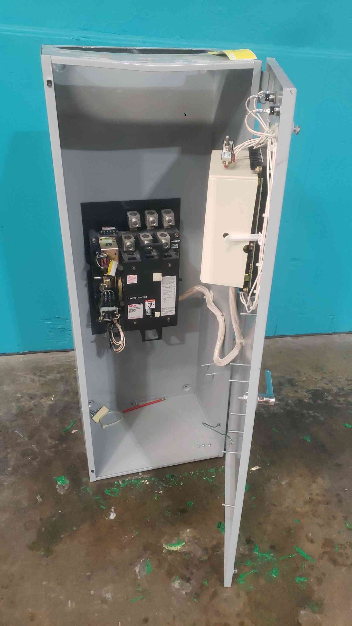 ASCO 940 Automatic Transfer Switch 400 Amp 480Y/277V 3 Phase ATS E940340097C