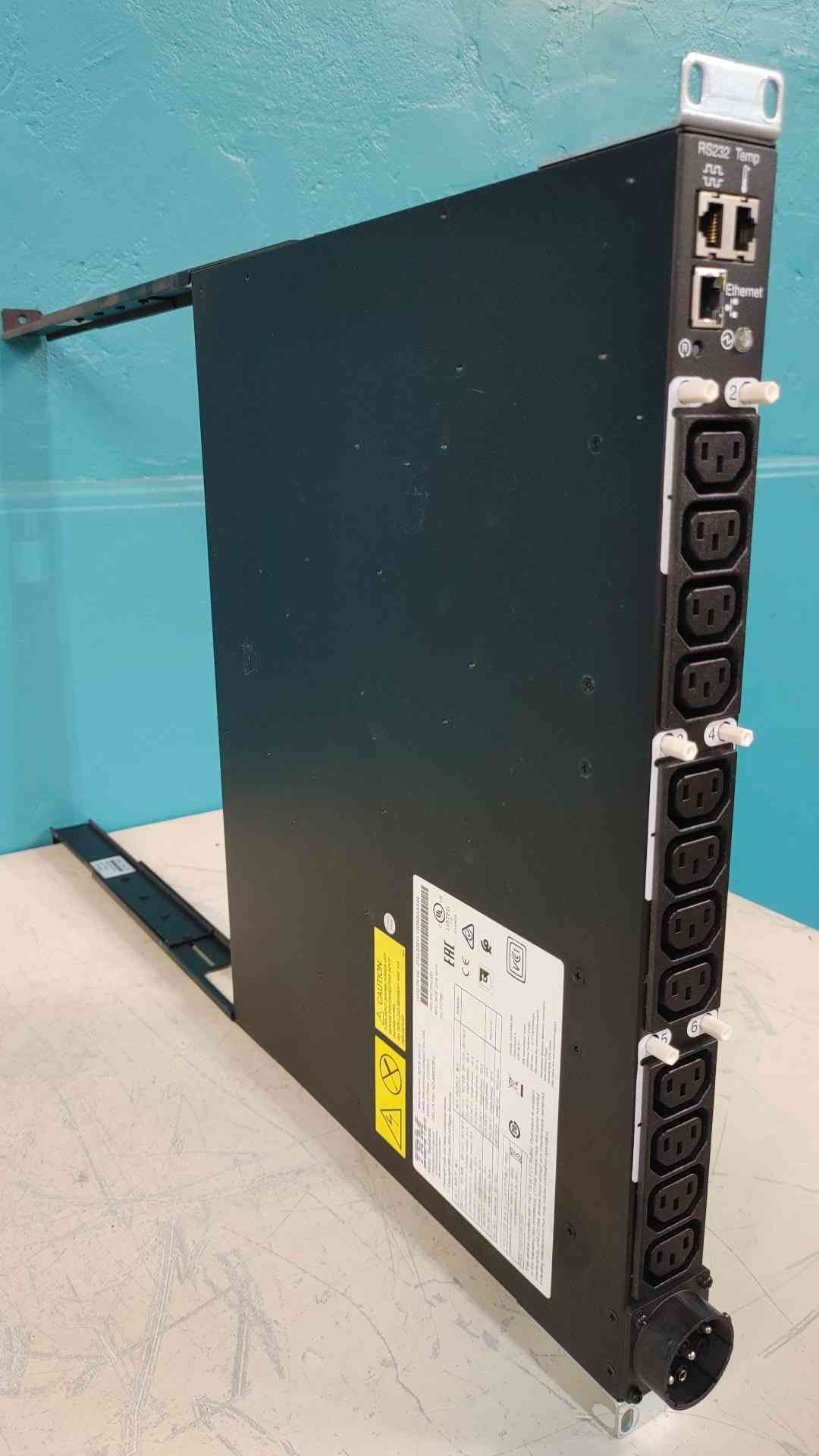 IBM 01KL835 Delta 12 Outlet Switched Monitored Rack PDU Power Strip 01KL835