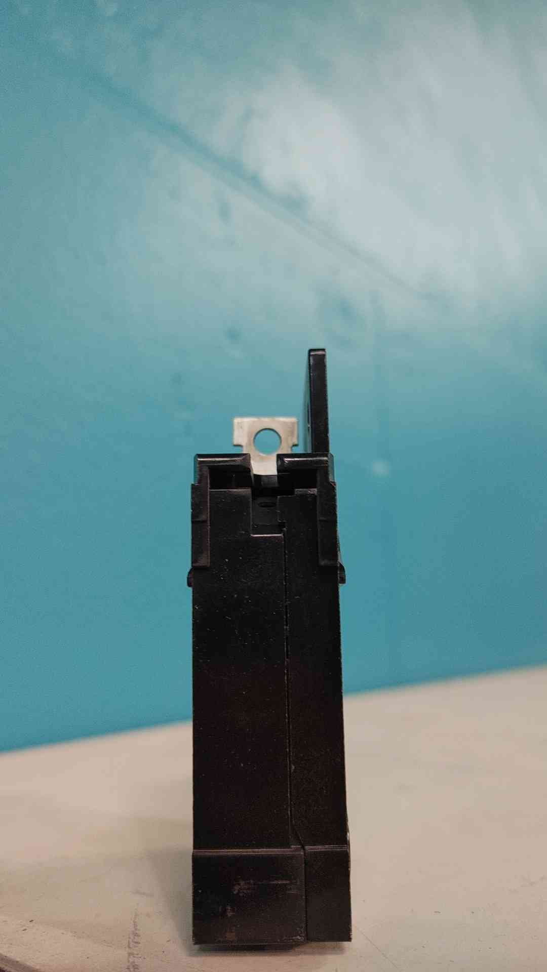 Siemens ITE BQ1B015 15A 1 Pole 120/240V Bolt-On Circuit Breaker Type BQ 15