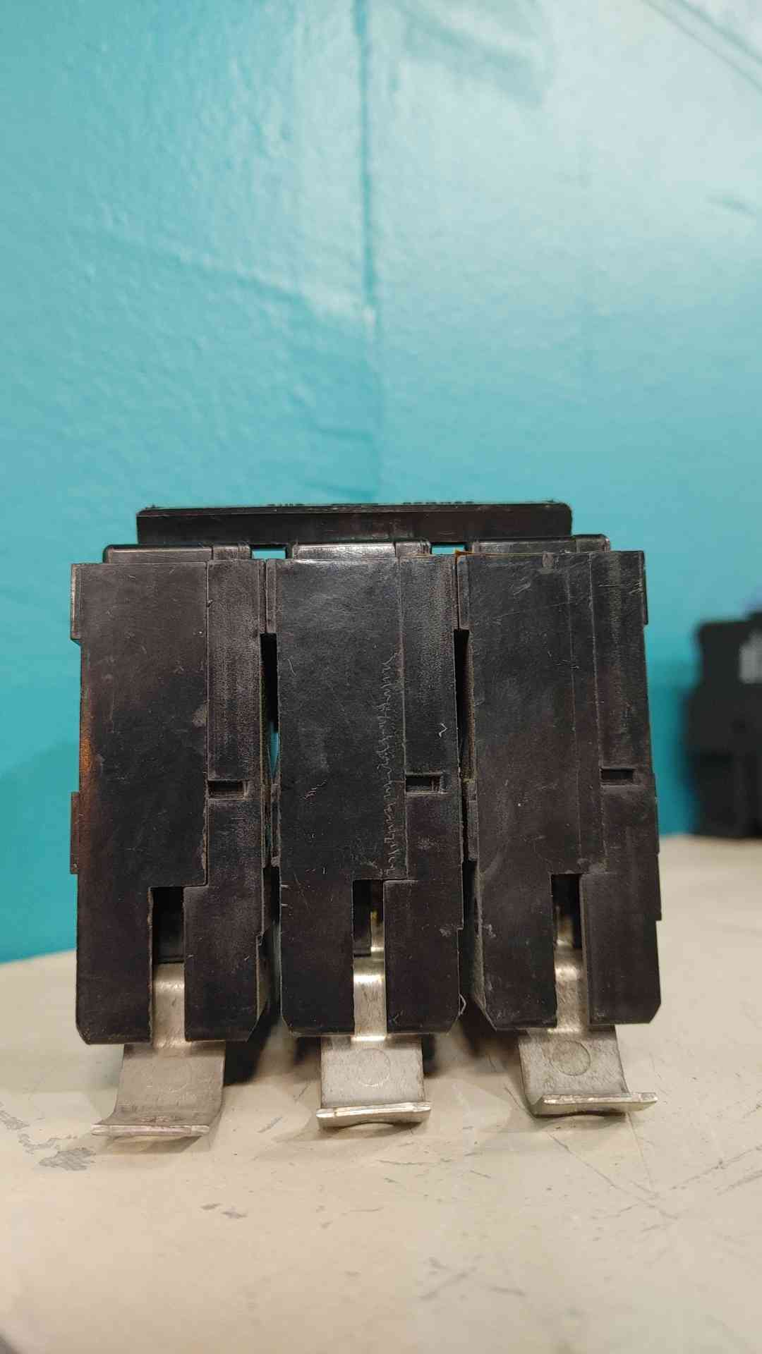 Westinghouse BAB3020H 3 Pole 20 Amp 240V Bolt-On Circuit Breaker BA