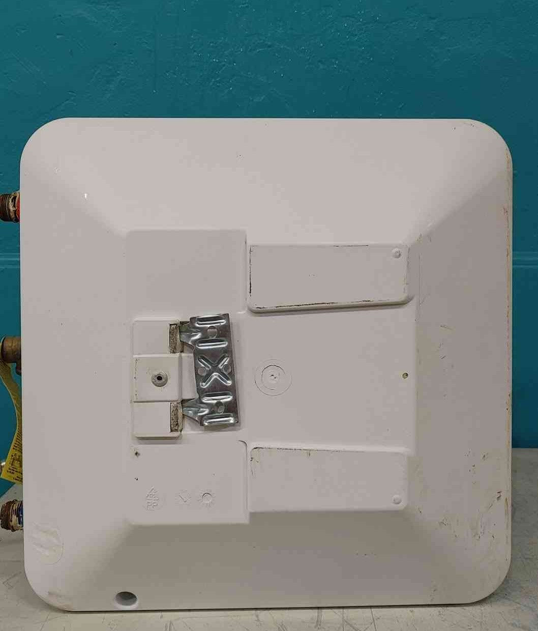 Bosch Tronic 3000 T ES4 4 Gal Electric Mini Tank Water Heater 120V 1440W