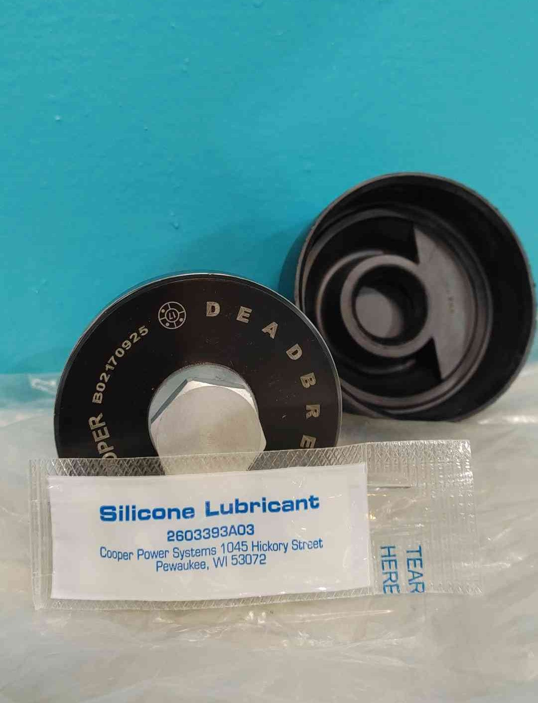 3M DIP625A3M Dead End Plug with Cap, 15-25kV, 600A (Sku:114333)