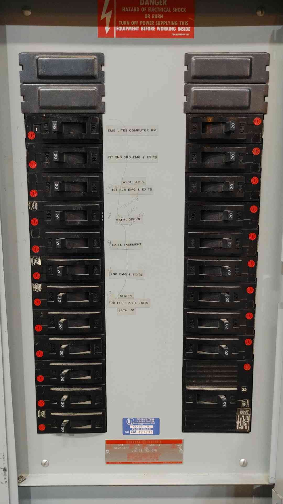 GE 100A, 480Y/277V, 3PH, 4W Panelboard (Sku 114382)