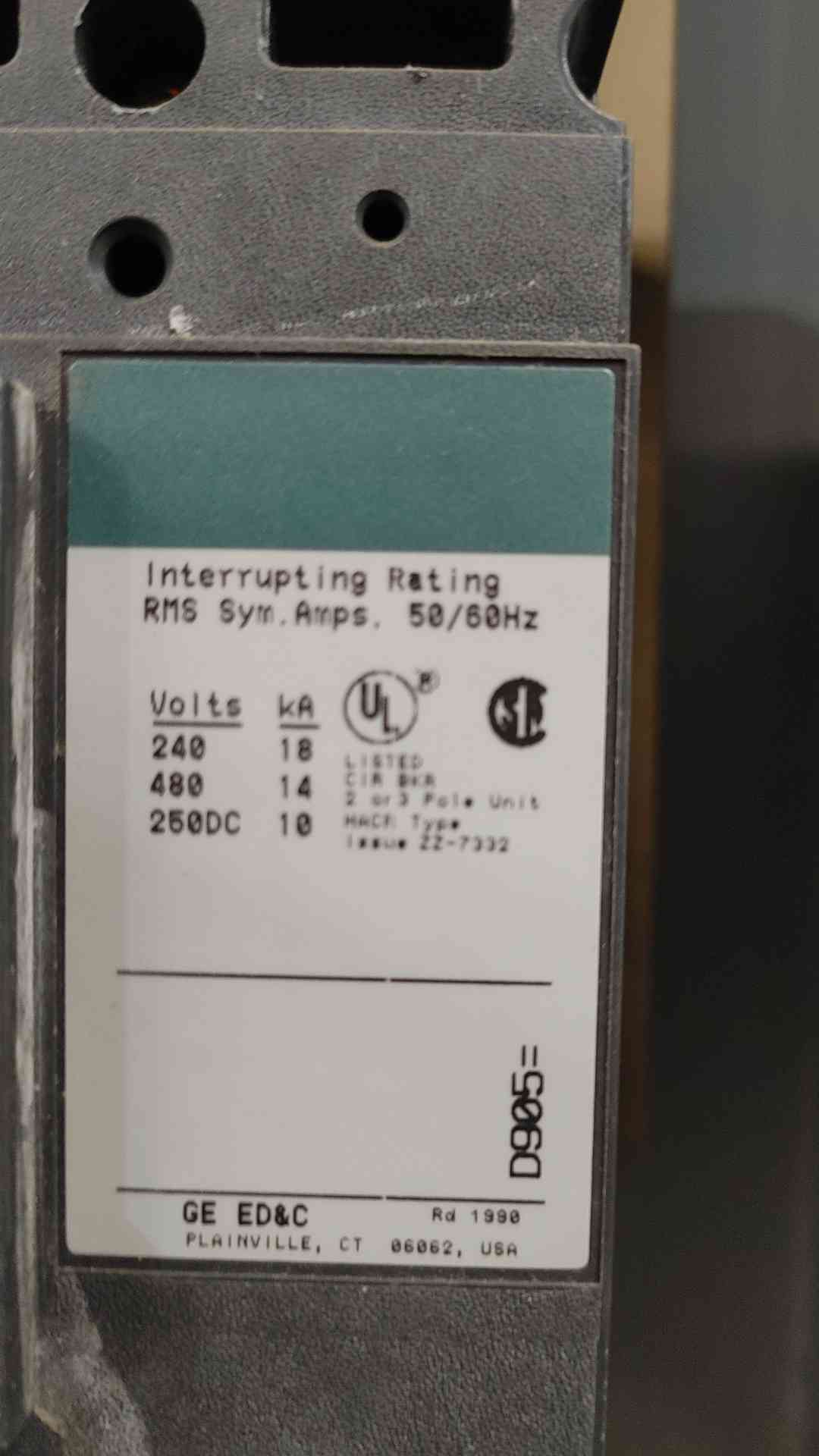 GE TED134100WL 100A 480V 3-Pole Circuit Breaker & Enclosure TED134100