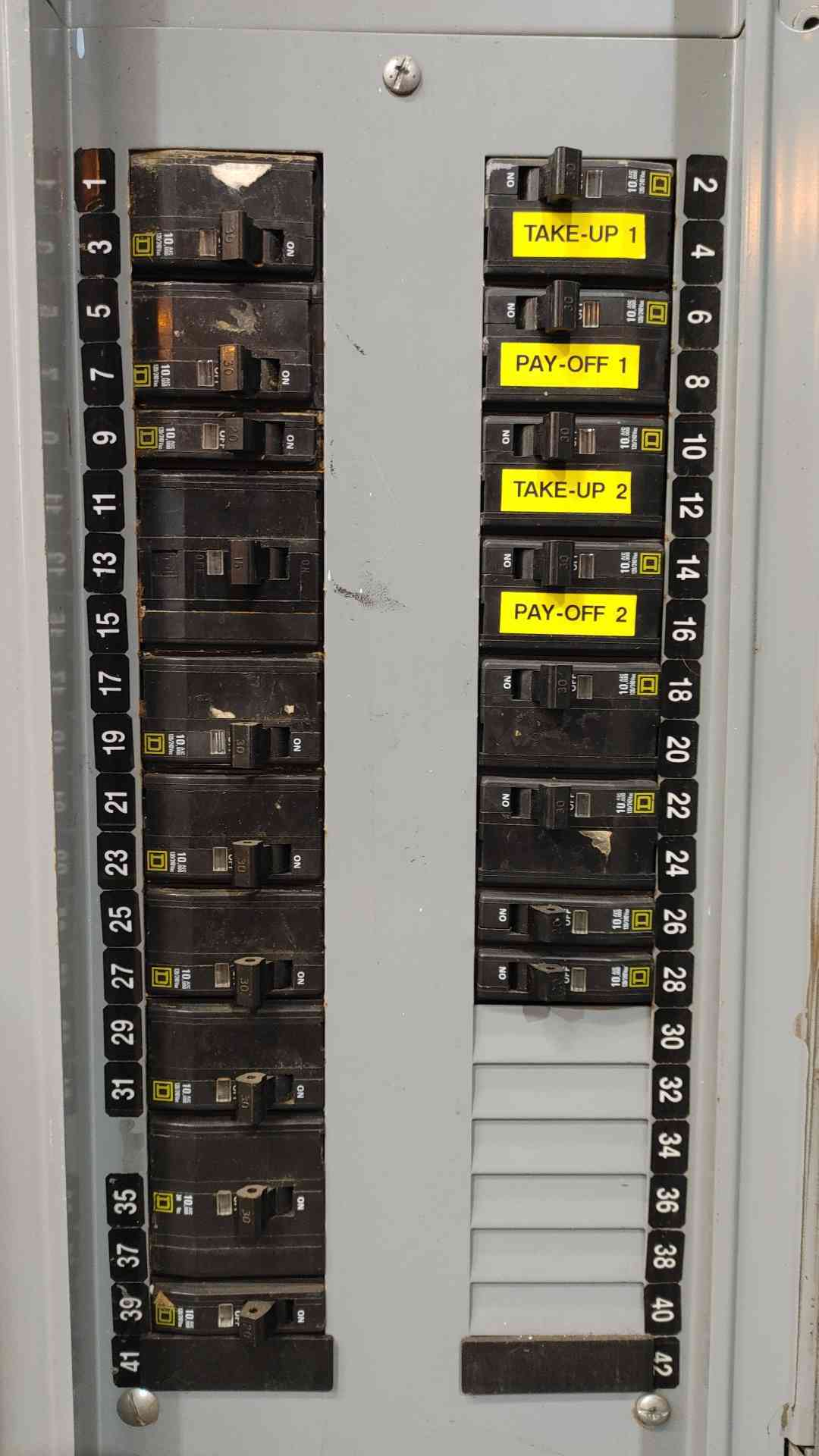 Square D QO Panelboard 225A 240V 3PH Load Center w/ QO Circuit Breakers