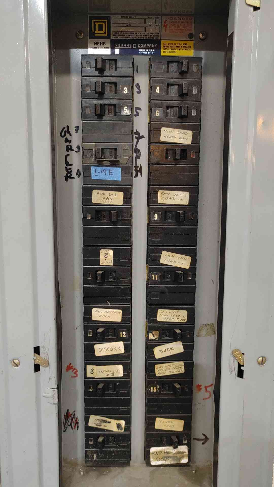 Square D NEHB Panelboard 277/480V 3PH 100A Commercial Panel Interior Loaded
