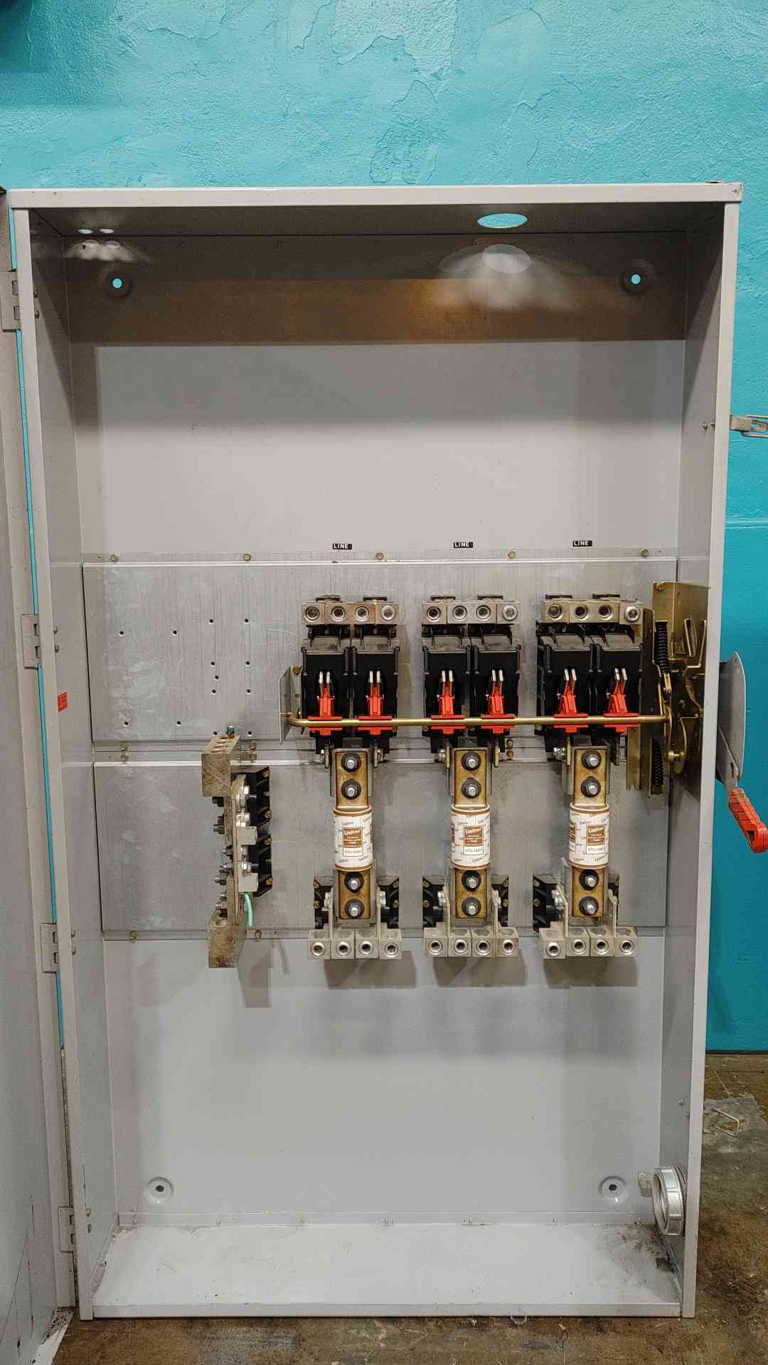 Siemens HF368N 1200A 600V 3P Fusible Safety Switch Disconnect Bussmann KTU-1200