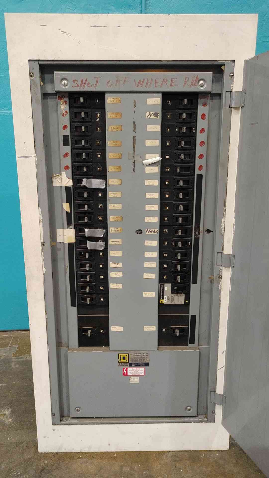 Square D HCN I-Line Panelboard 225A 277/480V 3PH 4W Loaded With Breakers Panel