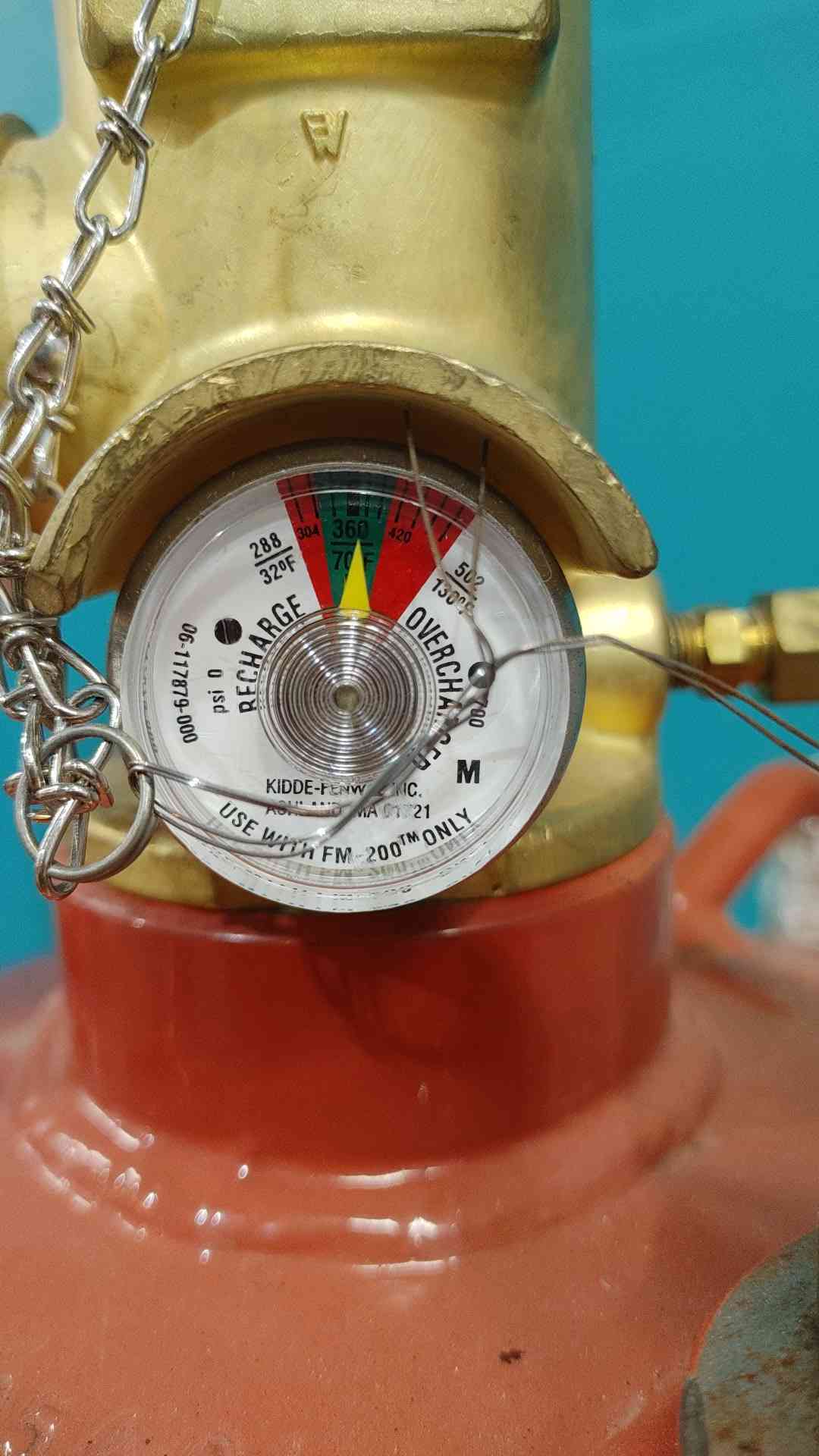 Fenwal 199 LBS Full 111 LBS FM-200 Agent Fire Suppression System (SKU: 115239)