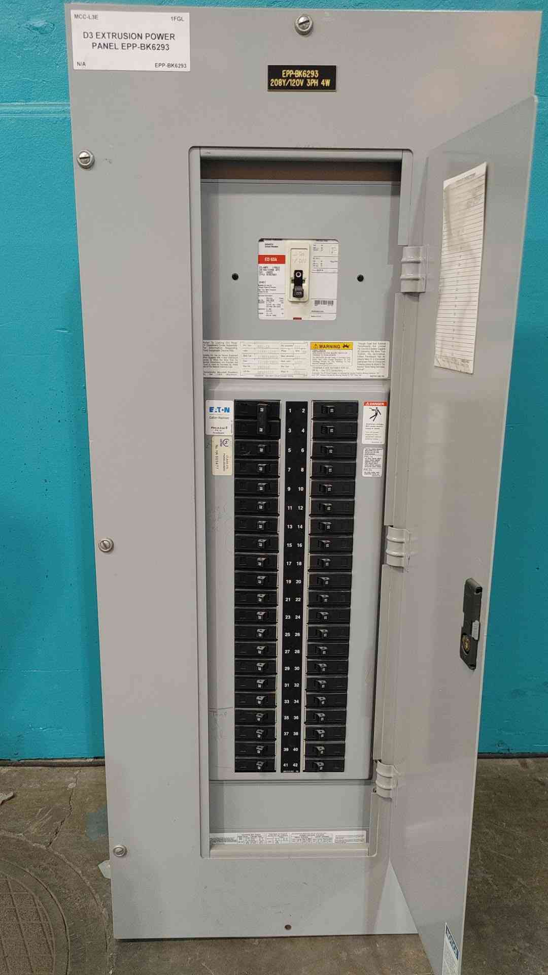 Eaton Cutler-Hammer PRL1a 225A 208Y/120V 3PH 42 CKT Panelboard Loaded Breakers